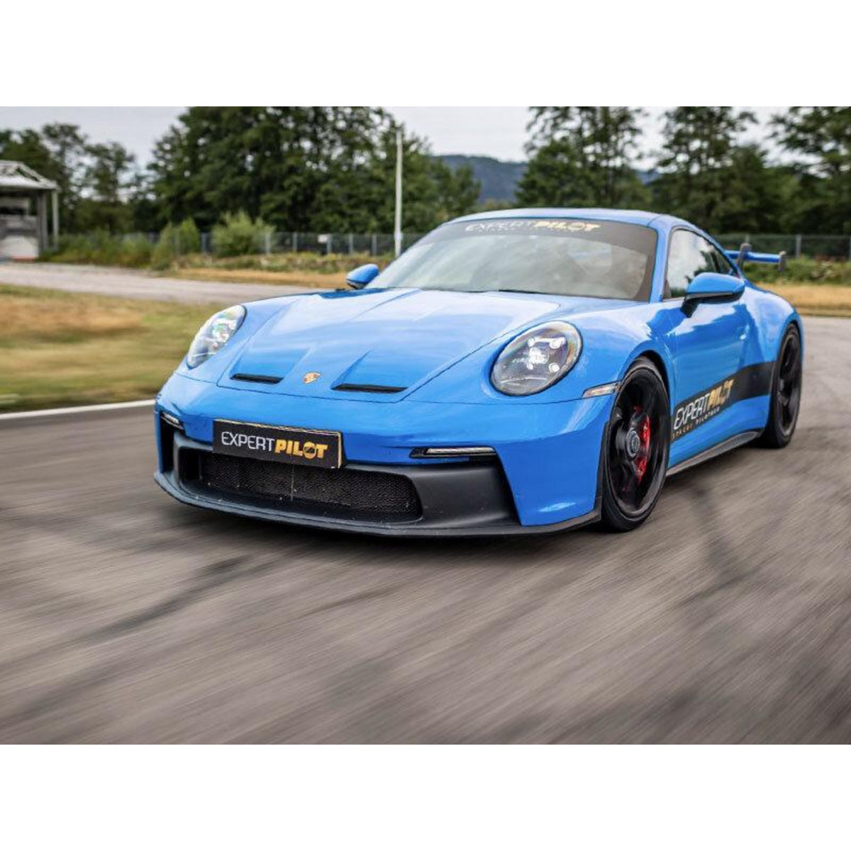 Smartbox Stage de pilotage : 9 tours sur le circuit de Chambley en Porsche Cayman, GT4 et 911 - Coffret Cadeau Sport & Aventure