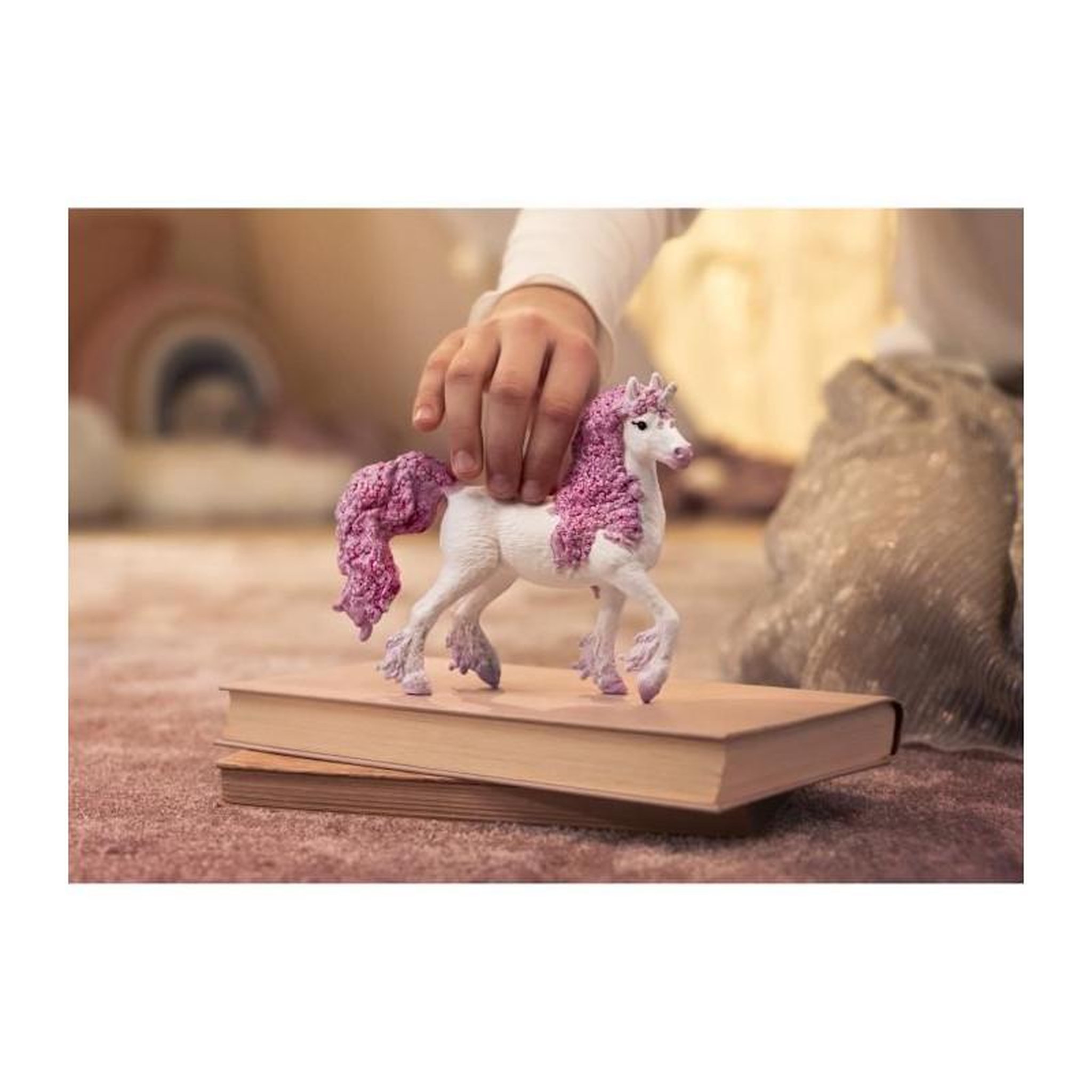 Voir la diapositive 2 : Schleich 70831 Jument licorne fleurie