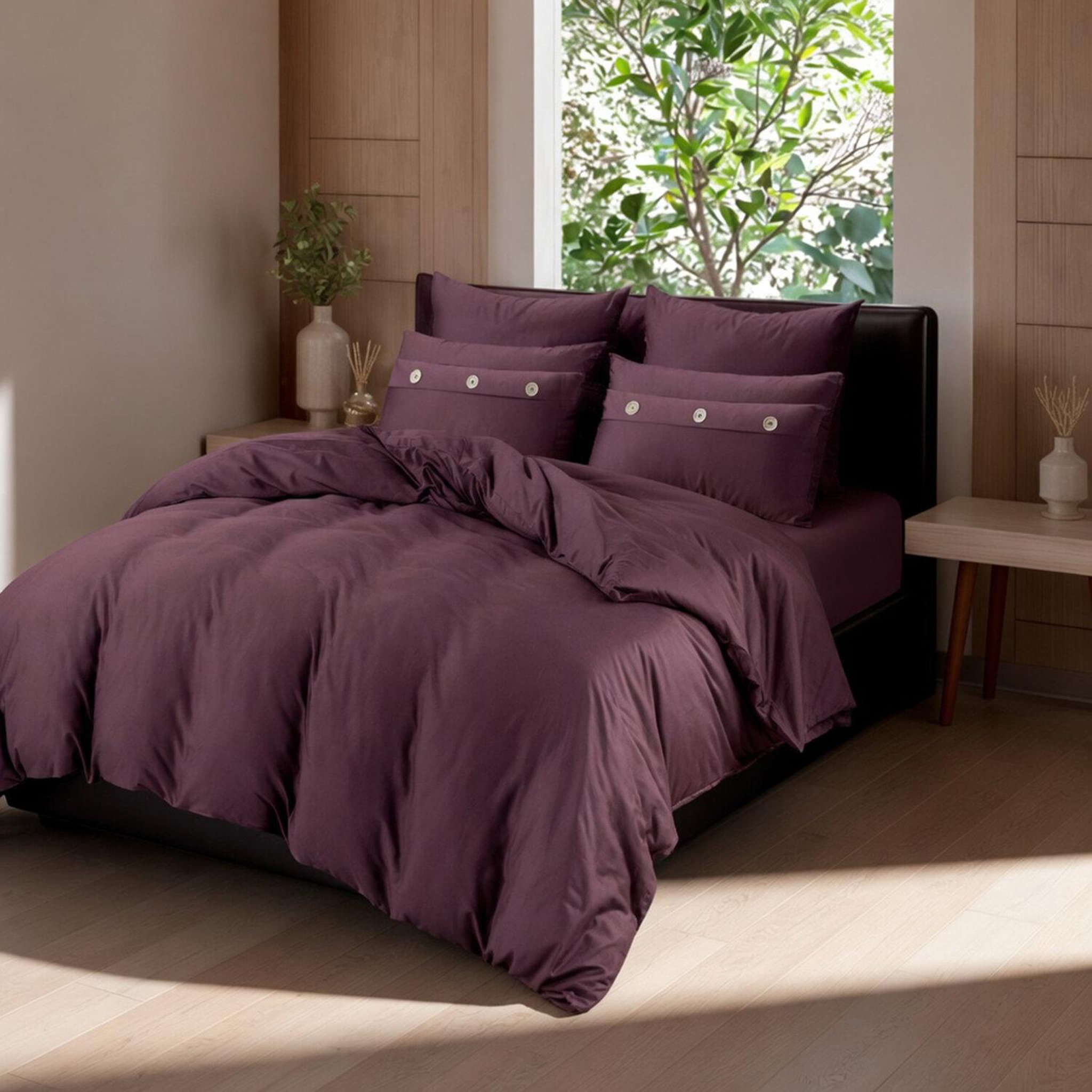 Voir la diapositive 2 : Les Ateliers du Linge Housse de couette 220x240 coton 57 fils prune violet