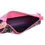 Voir la diapositive 4 : AUCHAN Trousse scolaire triangulaire polyester violet, rose et noir SUPER GIRLY