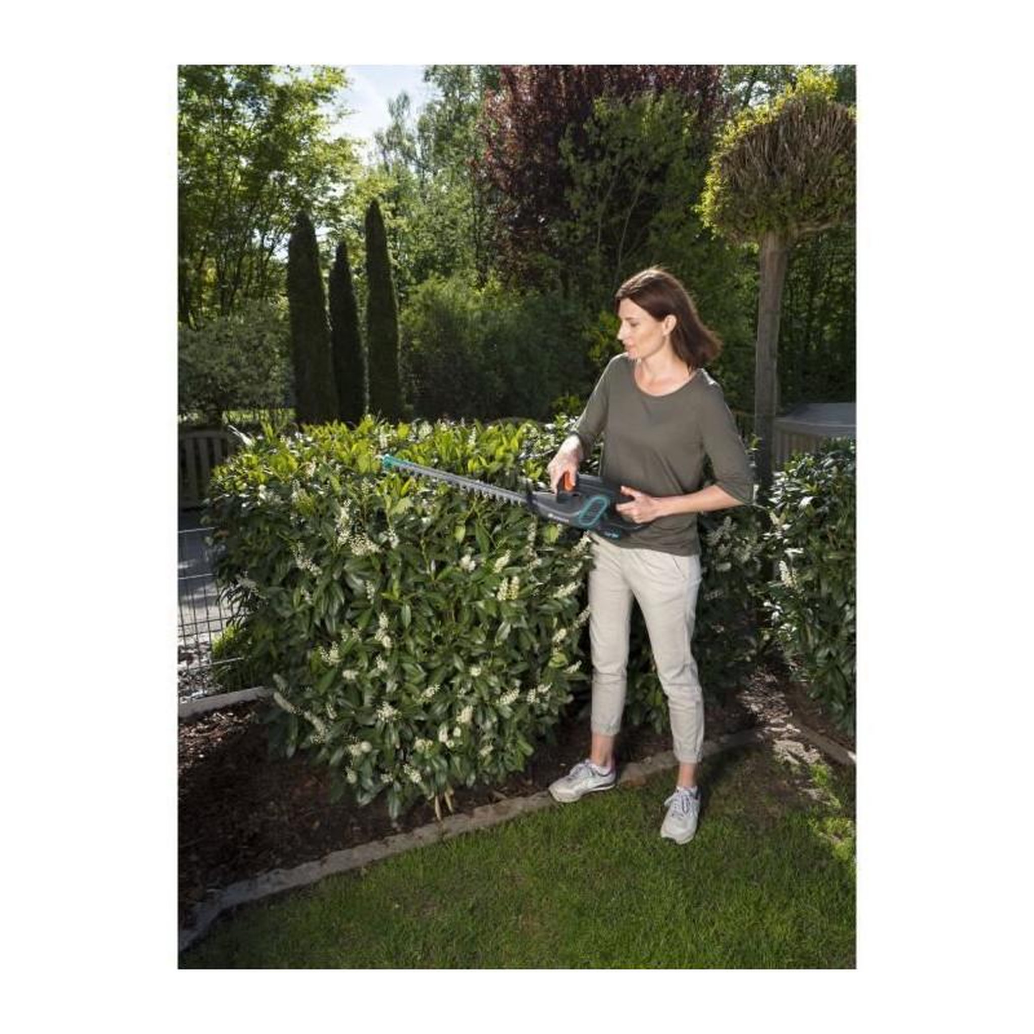 Voir la diapositive 3 : Gardena GARDENA Taille-haies EasyCut Li-14/40