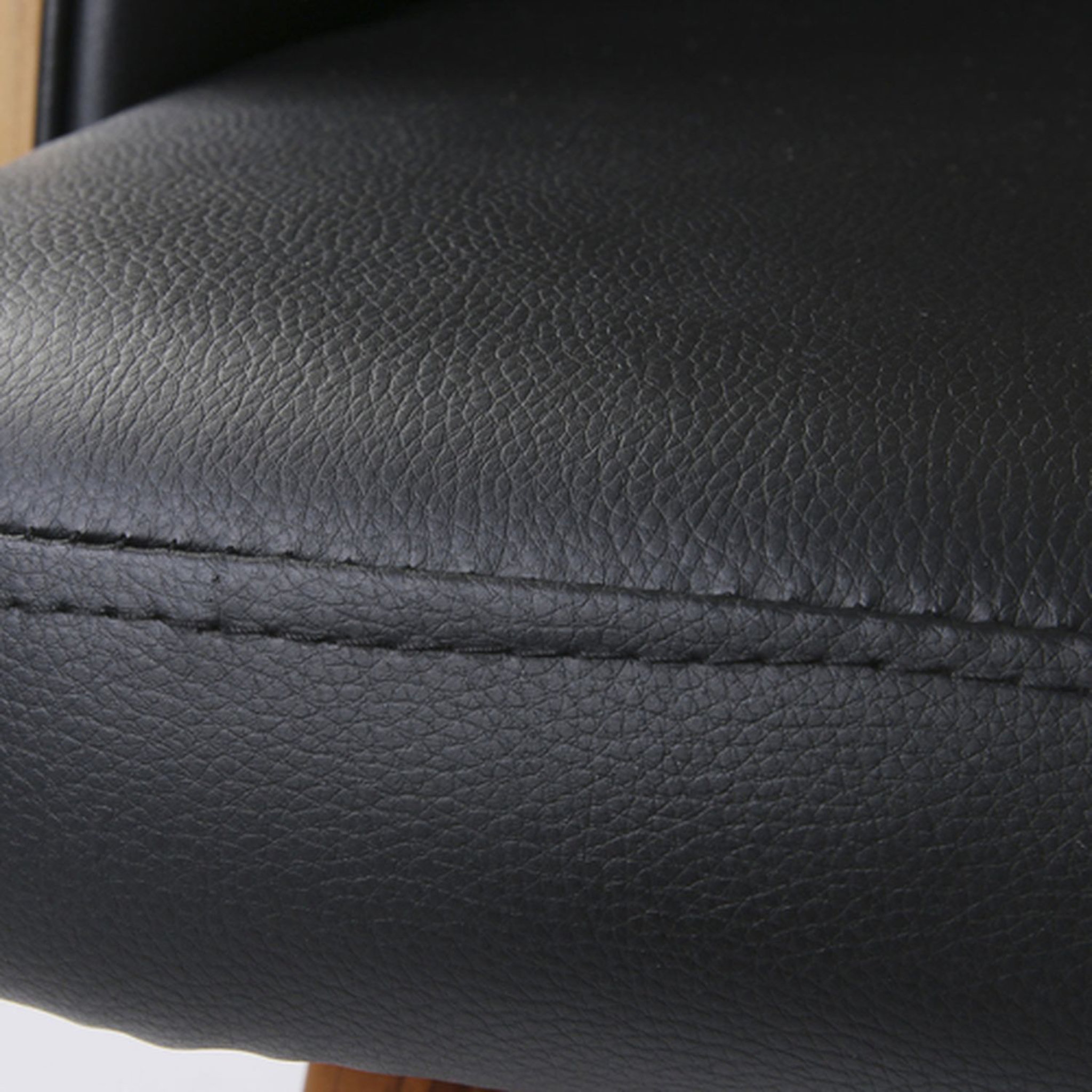 Voir la diapositive 4 : The Home Deco Factory Fauteuil design rétro Nash - Noir