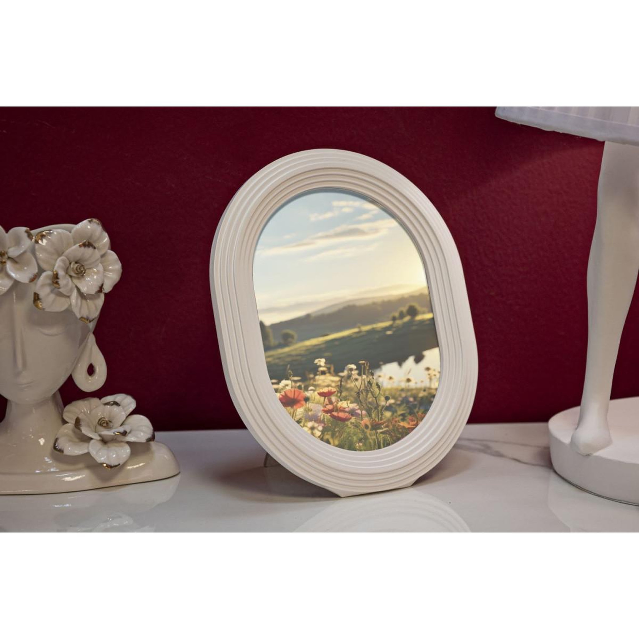 Voir la diapositive 5 : Paris Prix Cadre Photo Déco Linéaire  Ovally  15x20cm Blanc