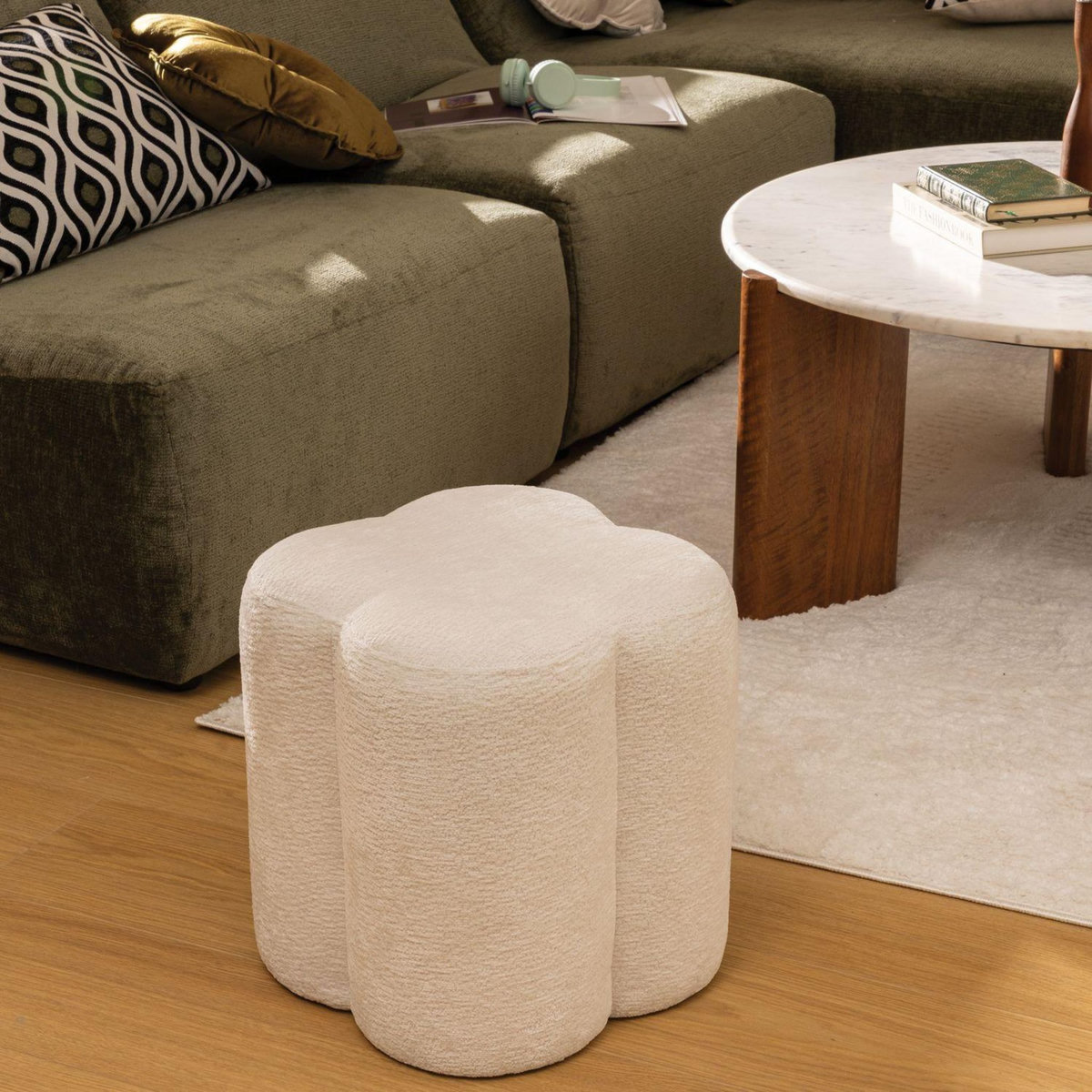 ATMOSPHERA Pouf fleur en tissu chenille LAVON - Blanc