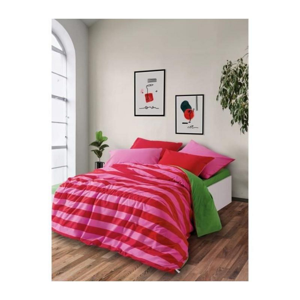 GENERIQUE Parure de lit - 108CZY61201 - 1 housse de couette 220 x 240 cm + 2 taies d'oreiller 60 x 60 cm - 100% coton ranforcé - Rose