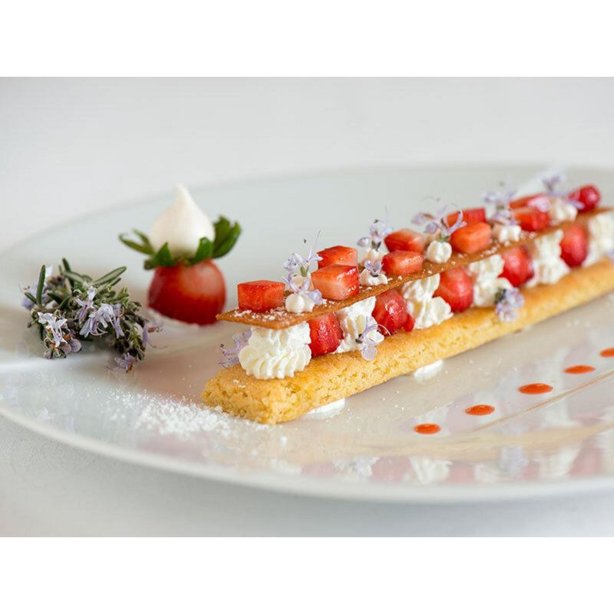 Smartbox Adresses primées : menu 5 plats au restaurant du Château et Relais des Vigiers près de Bergerac - Coffret Cadeau Gastronomie