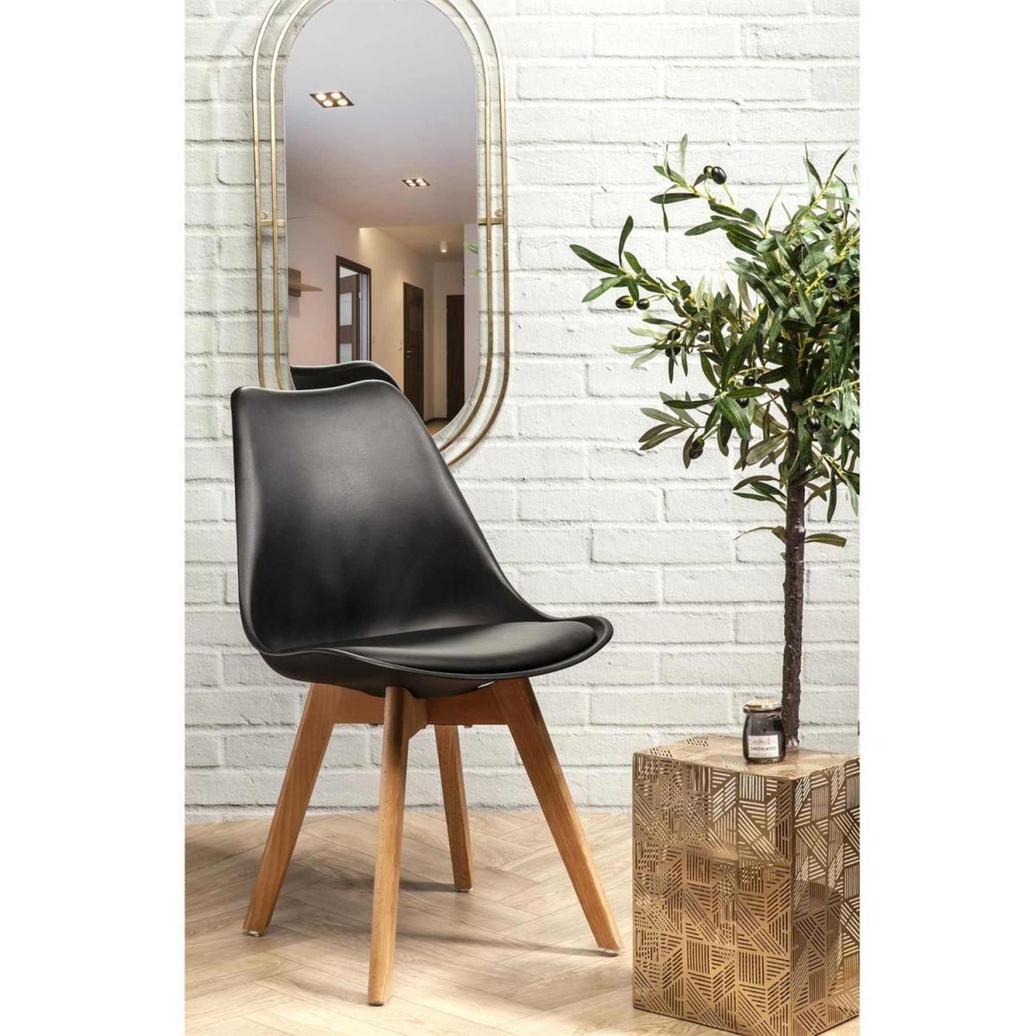 Voir la diapositive 5 : The Home Deco Factory Lot de 4 chaises scandinave  coquil  81cm noir