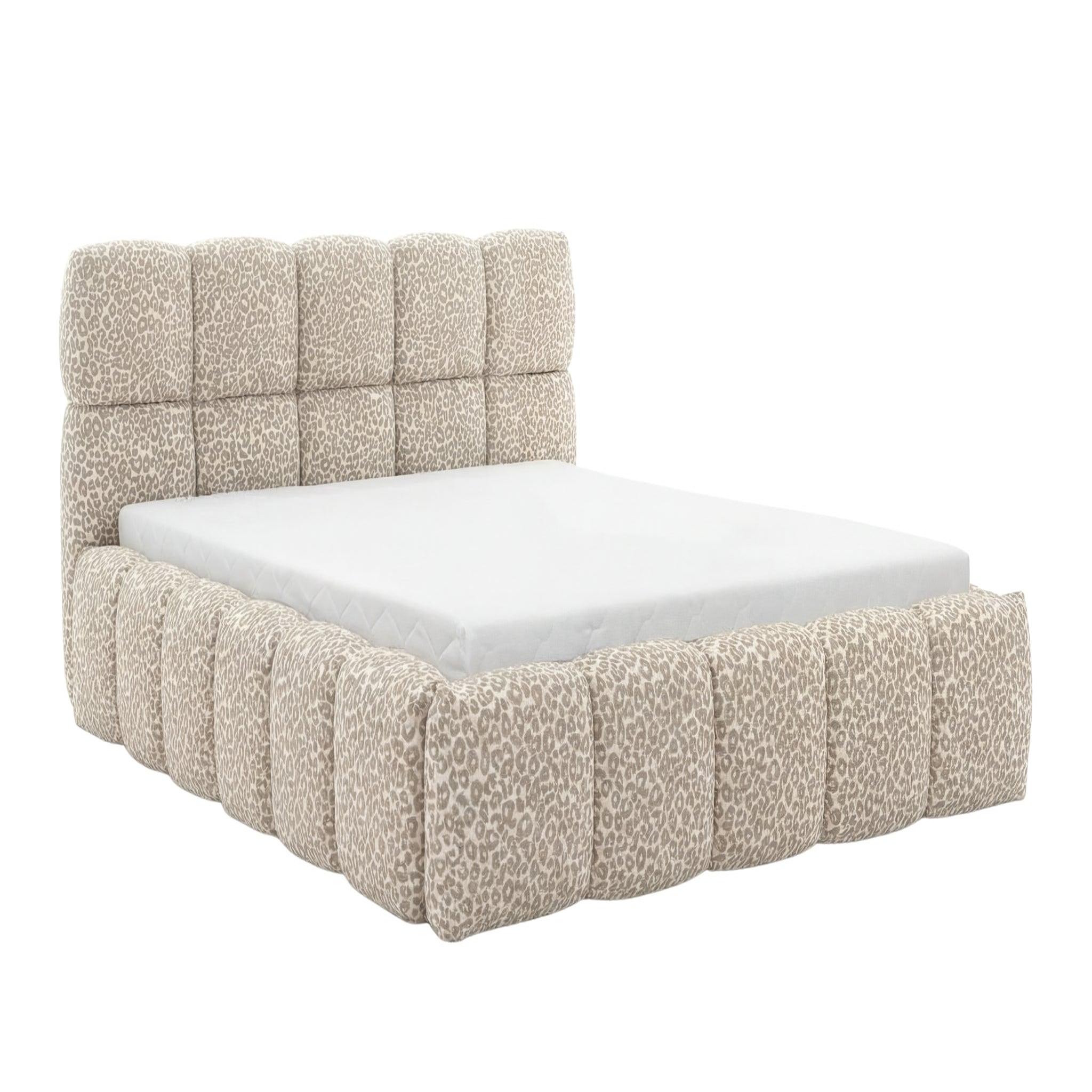 Voir la diapositive 1 : CASANOVA PARIS Elise - lit coffre tissu imprimé animalier beige