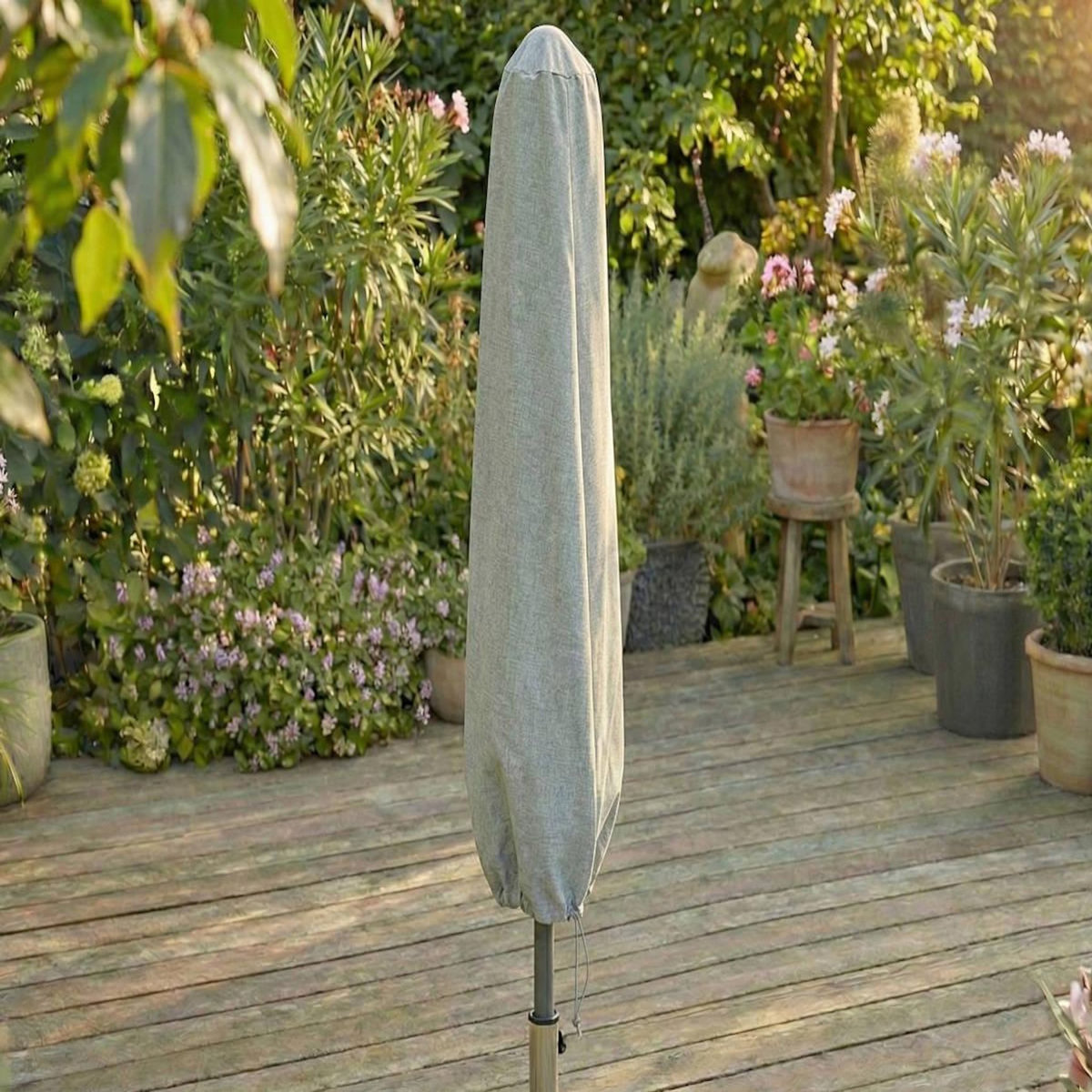 Jardiline Housse de protection Cover Garden pour parasol droit jusqu'à Ø 4 m - livrée avec une tige de pose - Jardiline