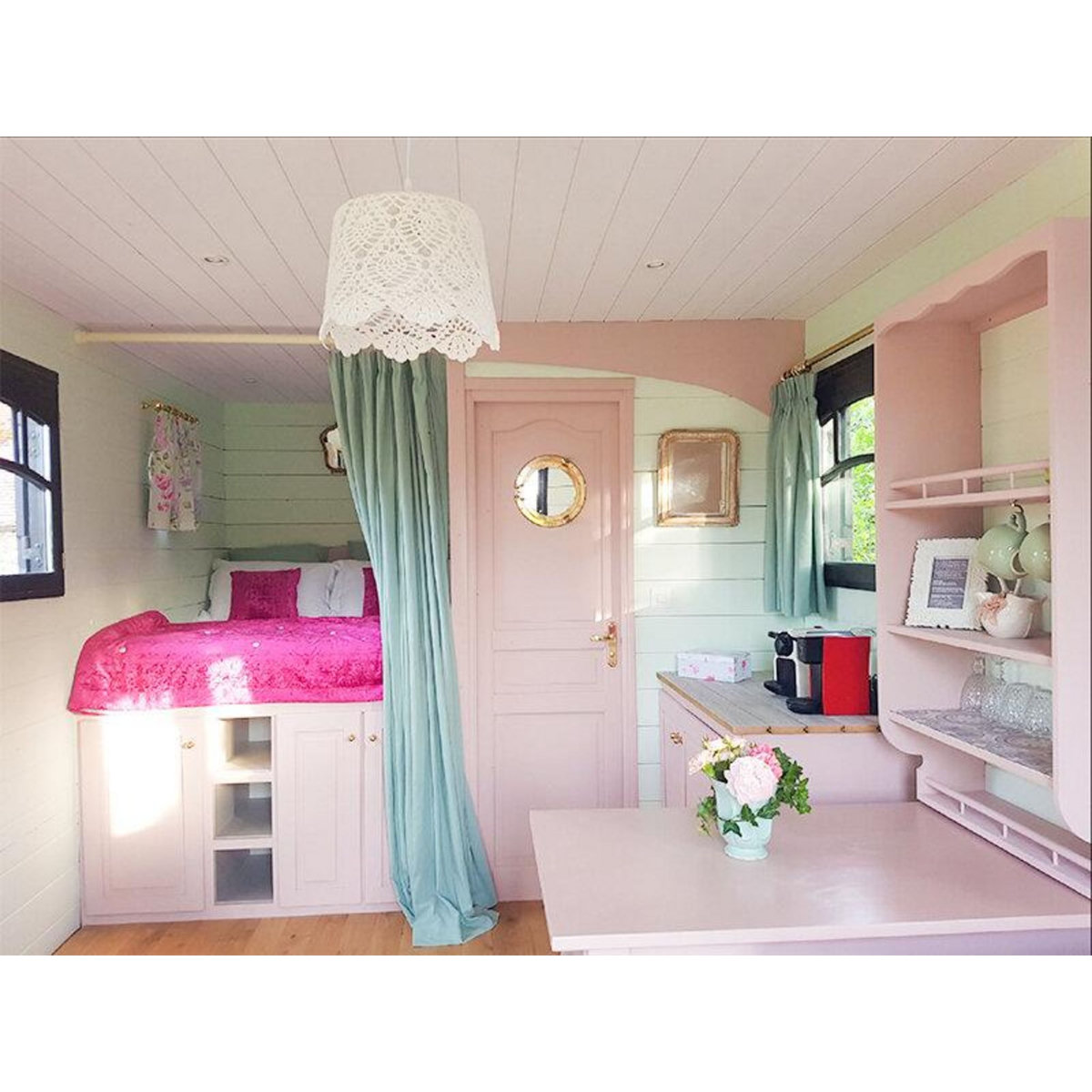 Smartbox Escapade bucolique et insolite : 4 jours en roulotte près de Troyes - Coffret Cadeau Séjour