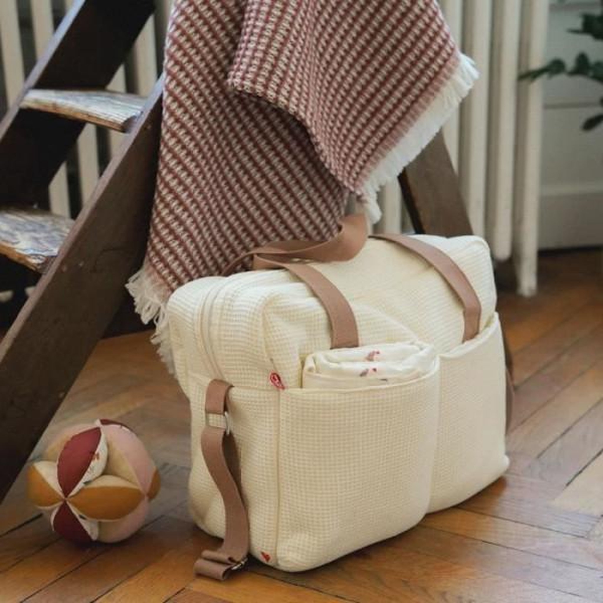 Voir la diapositive 3 : DOMIVA Sac a langer - DOMIVA - Maternity Love - Matelas nomade et waterproof