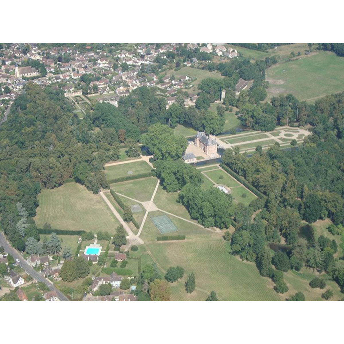 Smartbox Vol d'initiation de 40 minutes en paramoteur au nord de Paris - Coffret Cadeau Sport & Aventure