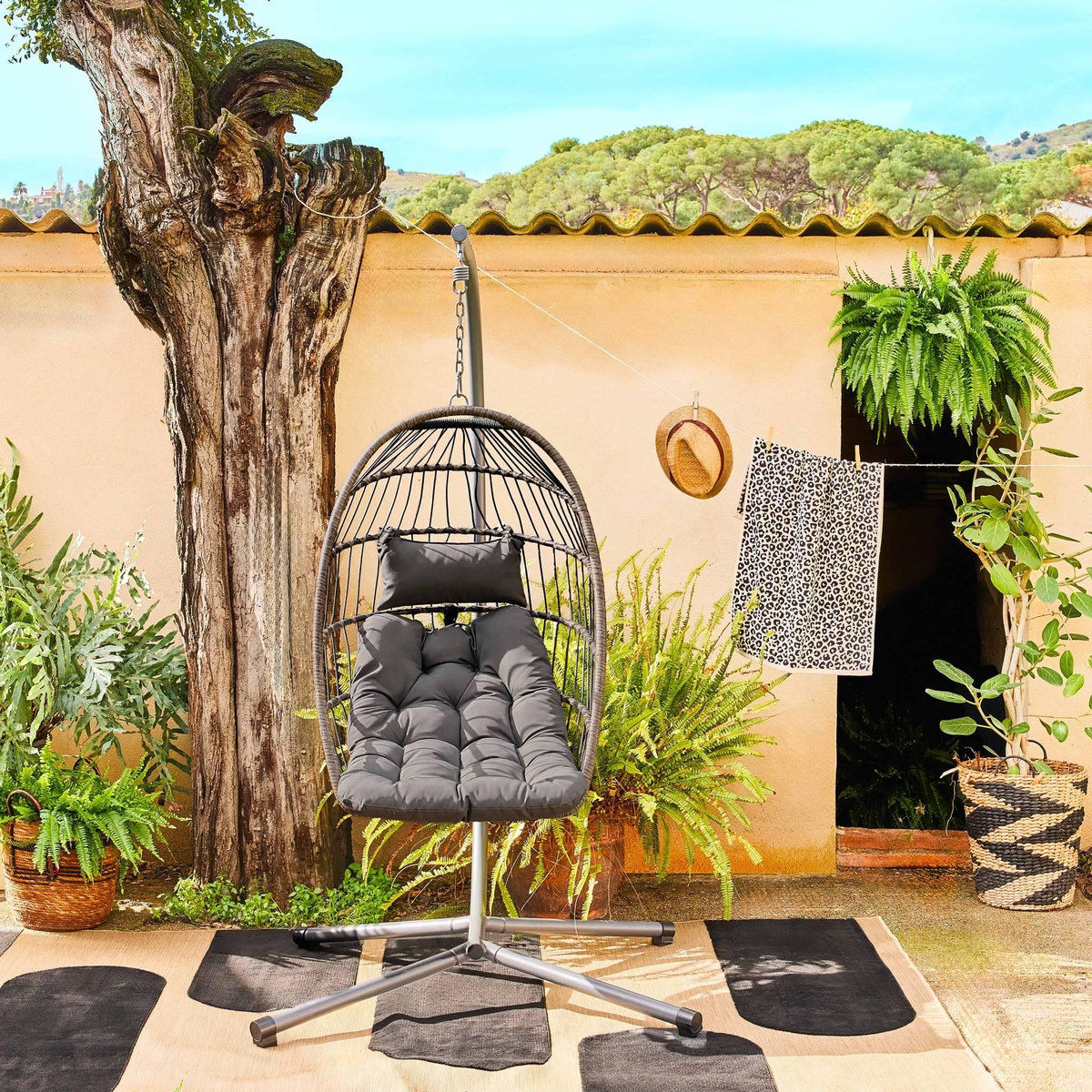 SWEEEK Fauteuil œuf suspendu TOSCANA acier, osier, polyester, 105 x 105 x 196 cm