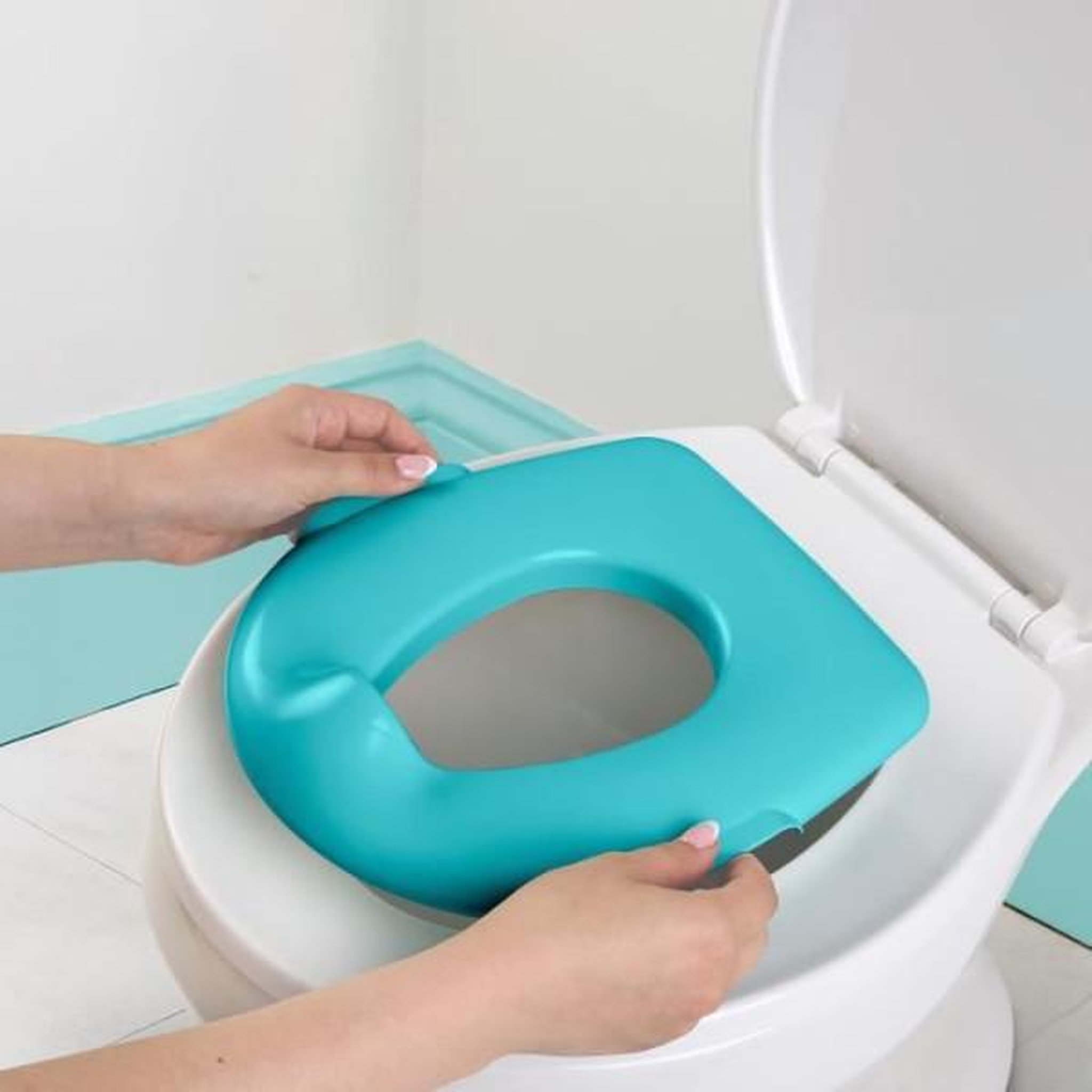 Voir la diapositive 2 : Bright Starts DISNEY BABY - NEMO- Mini toilette avec réducteur de lunette de toilette inclus, 2 en 1, MySize, Pot amovible facile a nettoyer