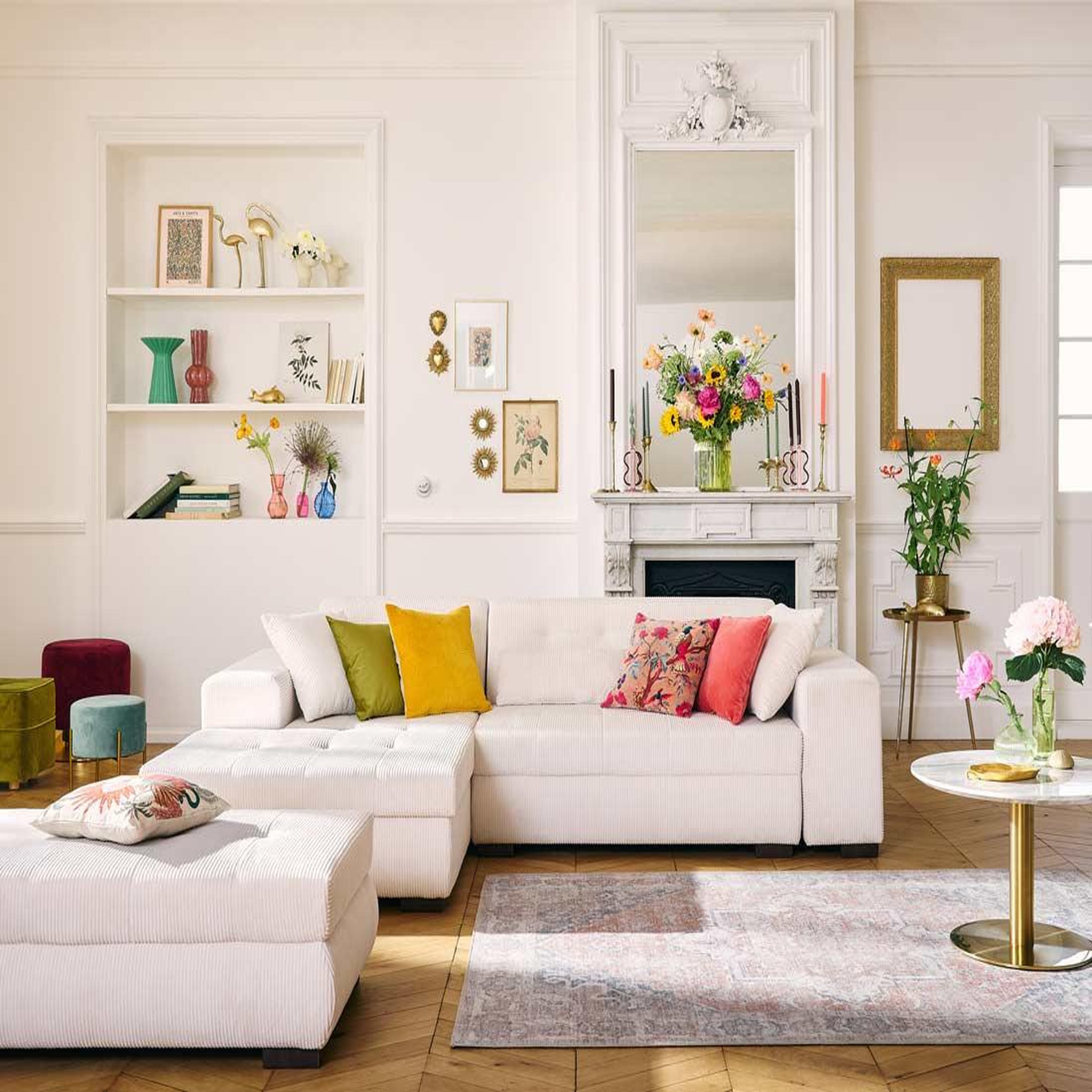 Voir la diapositive 2 : LISA DESIGN Vermont - pouf d'appoint - en velours côtelé
