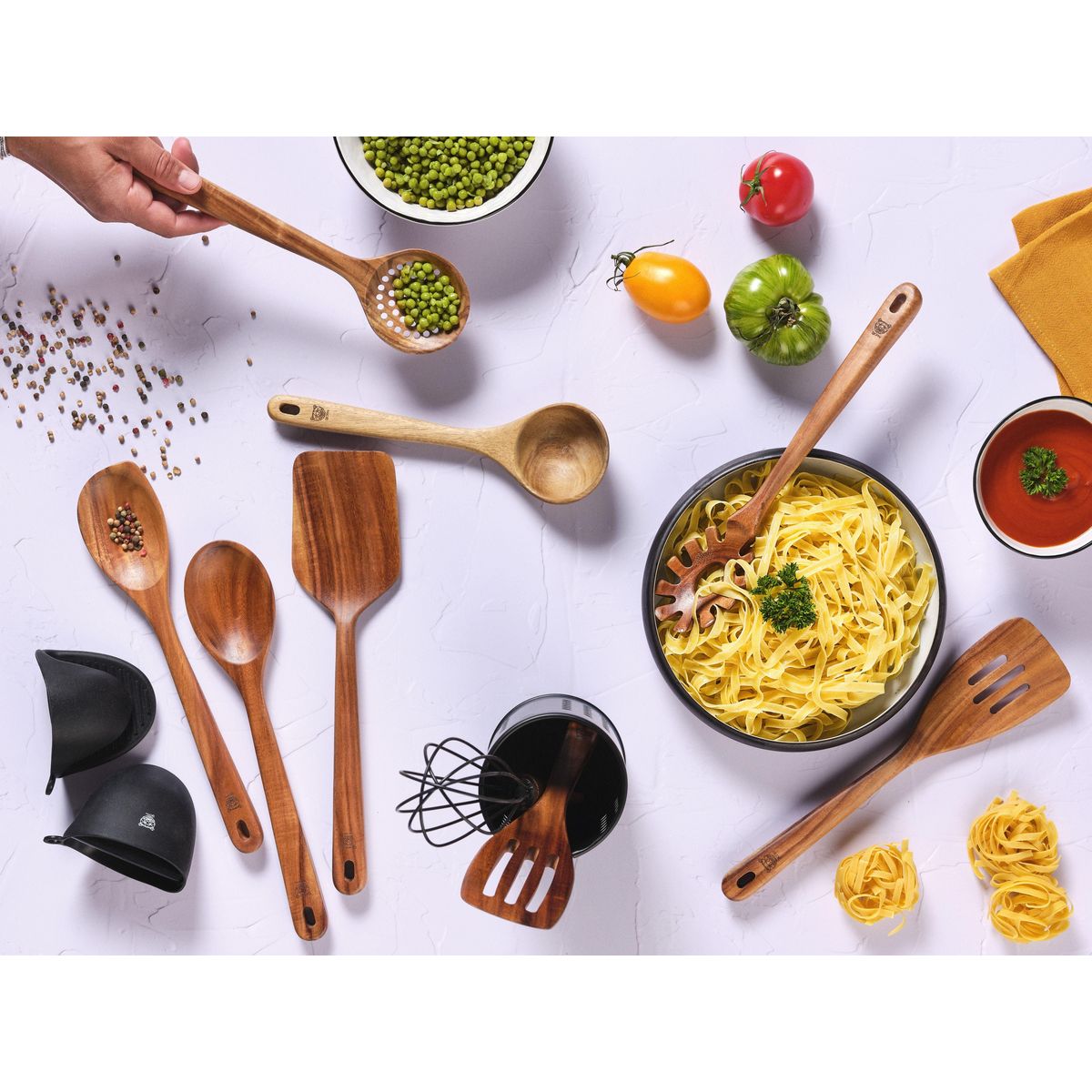 BJORN Set d'ustensiles de cuisine en bois d'acacia SKOV - 12 pièces