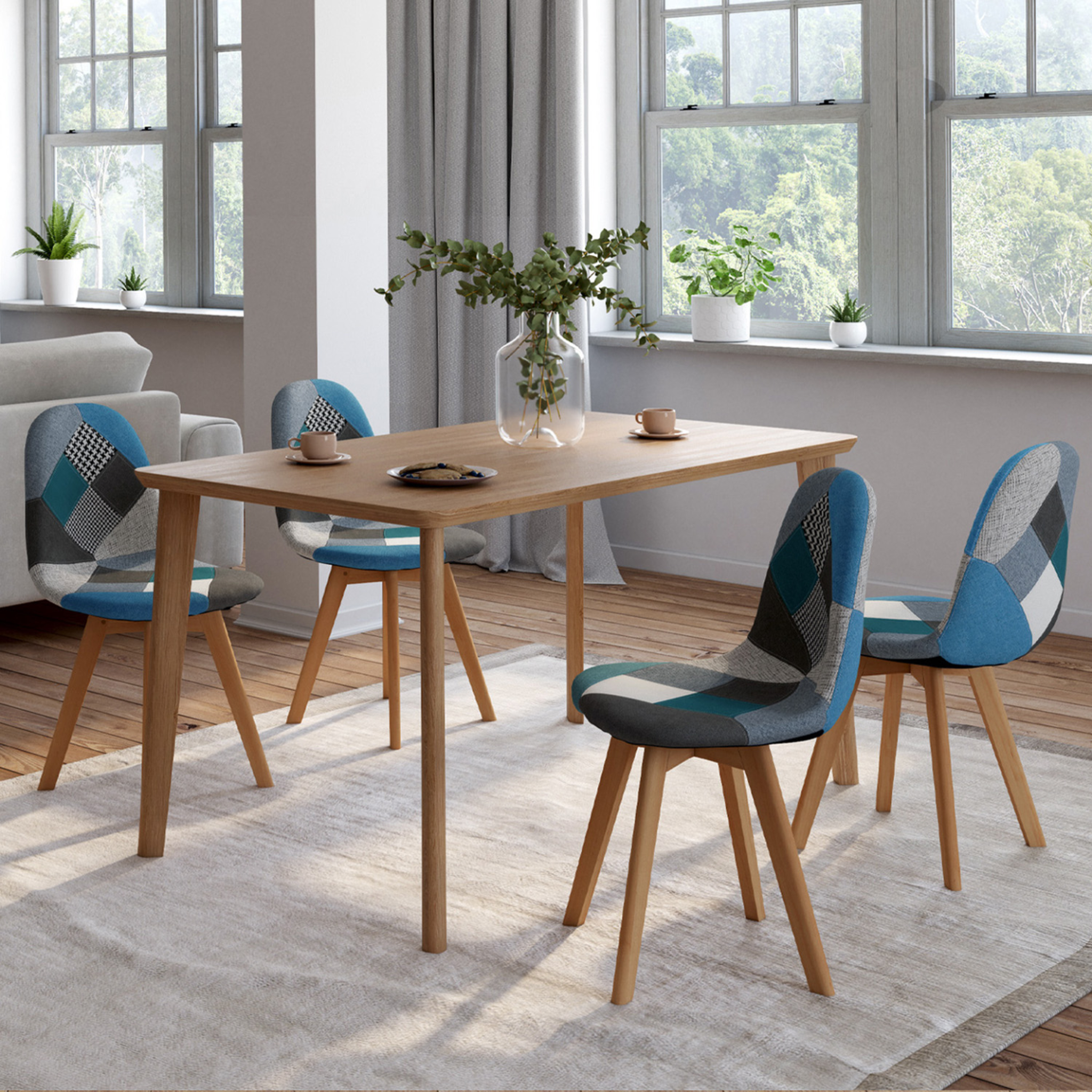Voir la diapositive 2 : ID MARKET Lot de 4 chaises scandinaves sara motifs patchworks bleus