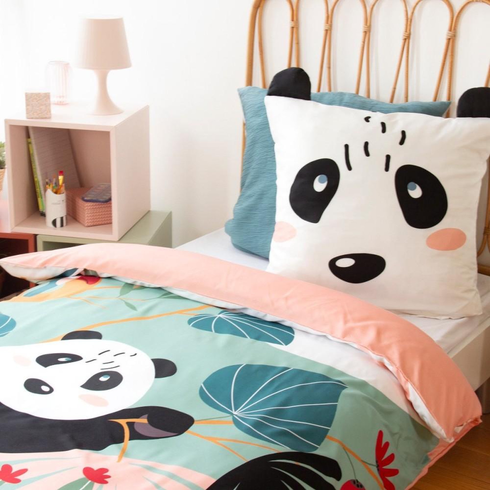 Voir la diapositive 2 : COTE DECO Housse de couette enfant 140x200 + 1 taie avec oreilles