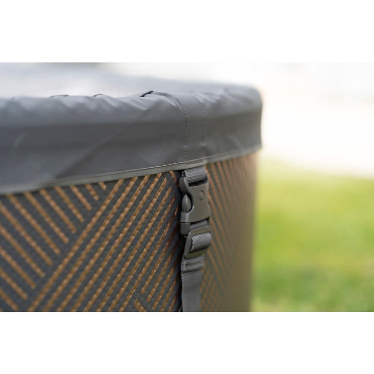 CONCEPT USINE Spa gonflable 6 places rond PALMA