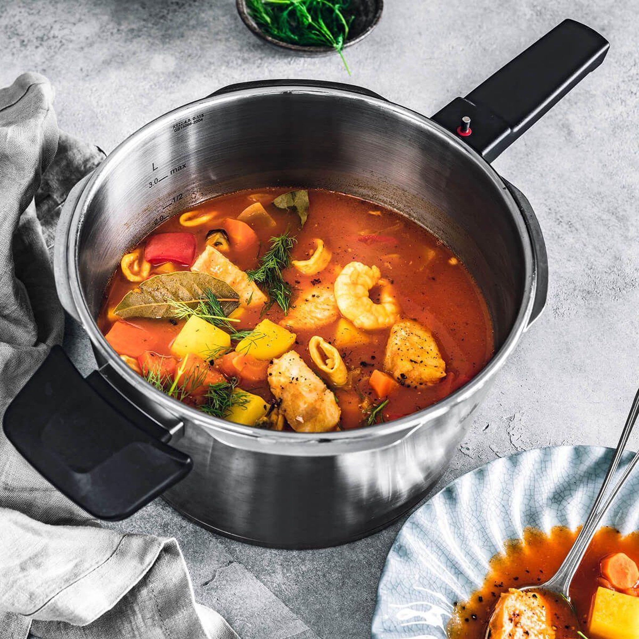 Voir la diapositive 4 : Fissler Autocuiseur Vitaquick Premium PC 22cm 4.5l avec pani