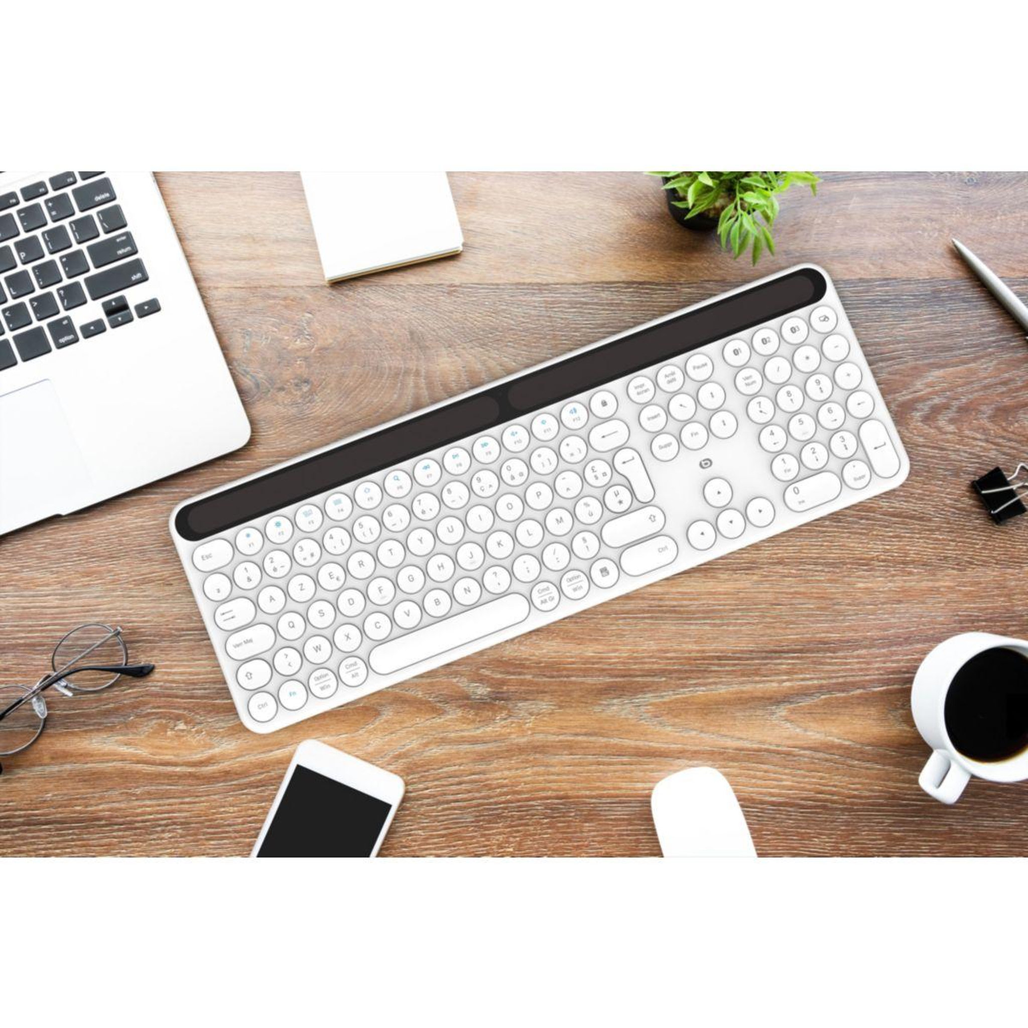 Voir la diapositive 4 : ESSENTIEL B Clavier sans fil solaire skw blanc