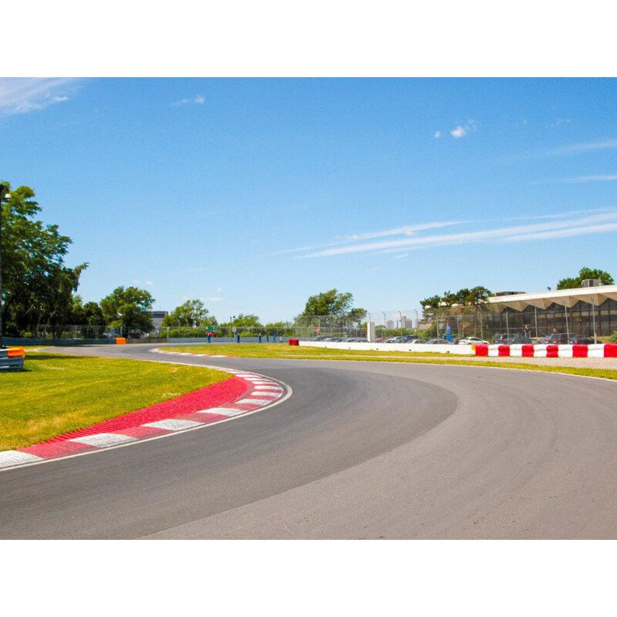 Smartbox Jusqu'à 8 tours de conduite en Lamborghini sur circuit - Coffret Cadeau Sport & Aventure