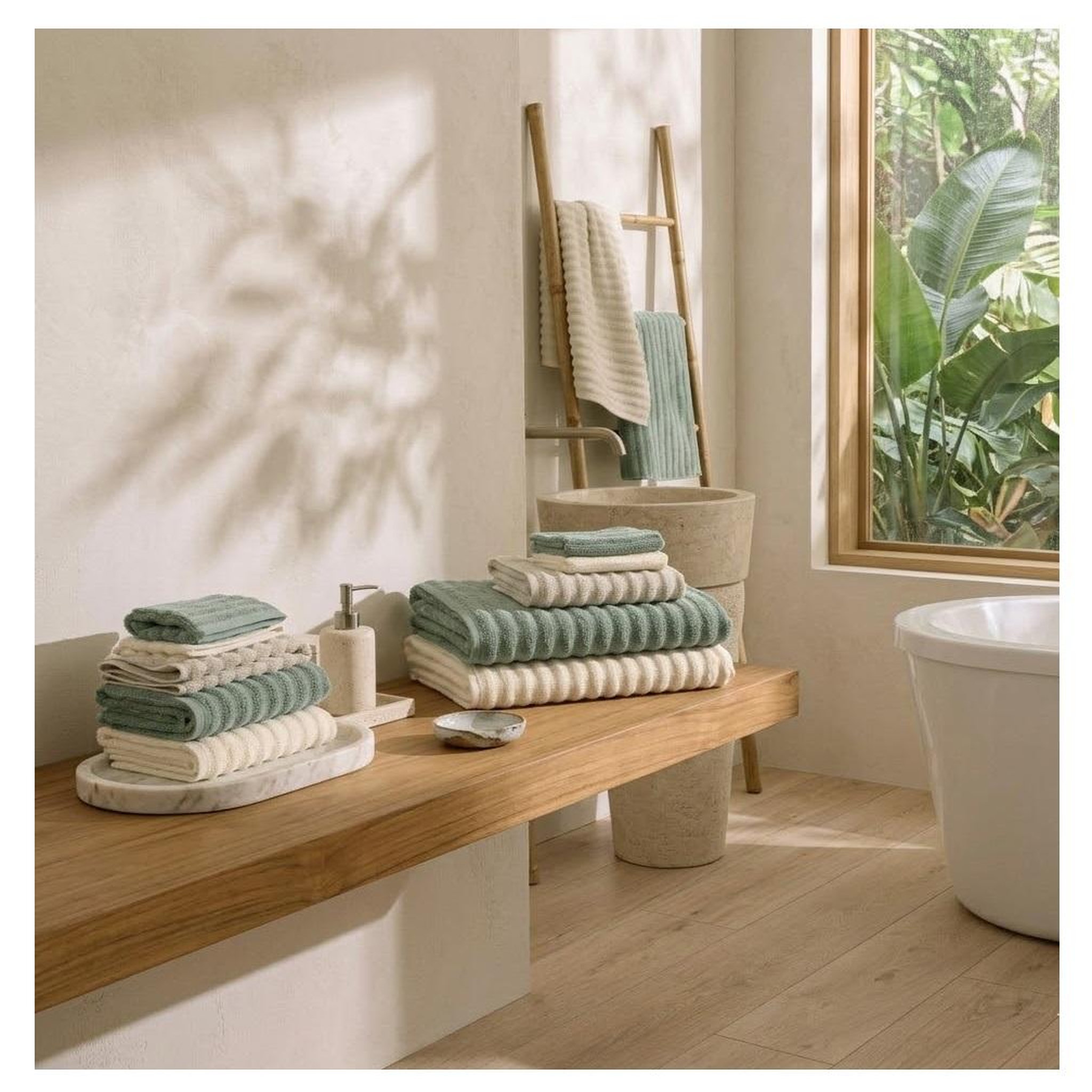 Voir la diapositive 4 : Eden Serviette de toilette collection maia