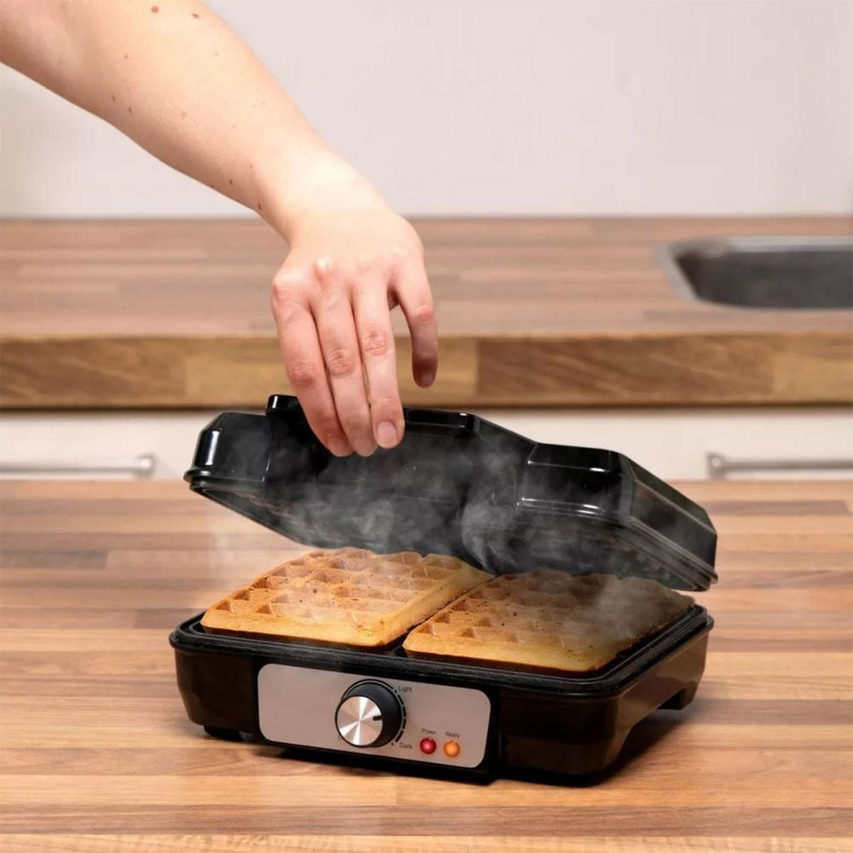 Alpina Appareil à gaufres 1000W 2 Plaques Révetement Anti-adhésif ALPINA