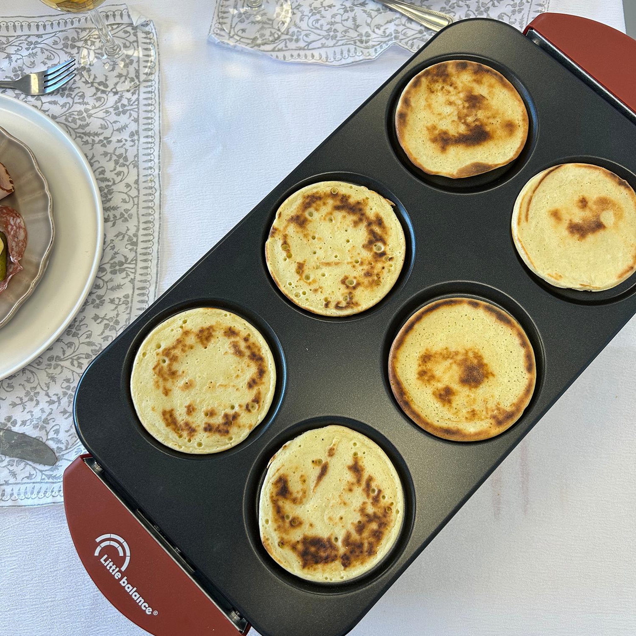 Voir la diapositive 4 : LITTLE BALANCE Appareil à raclettes 6/8 personnes + pizza + crêpe - 8952