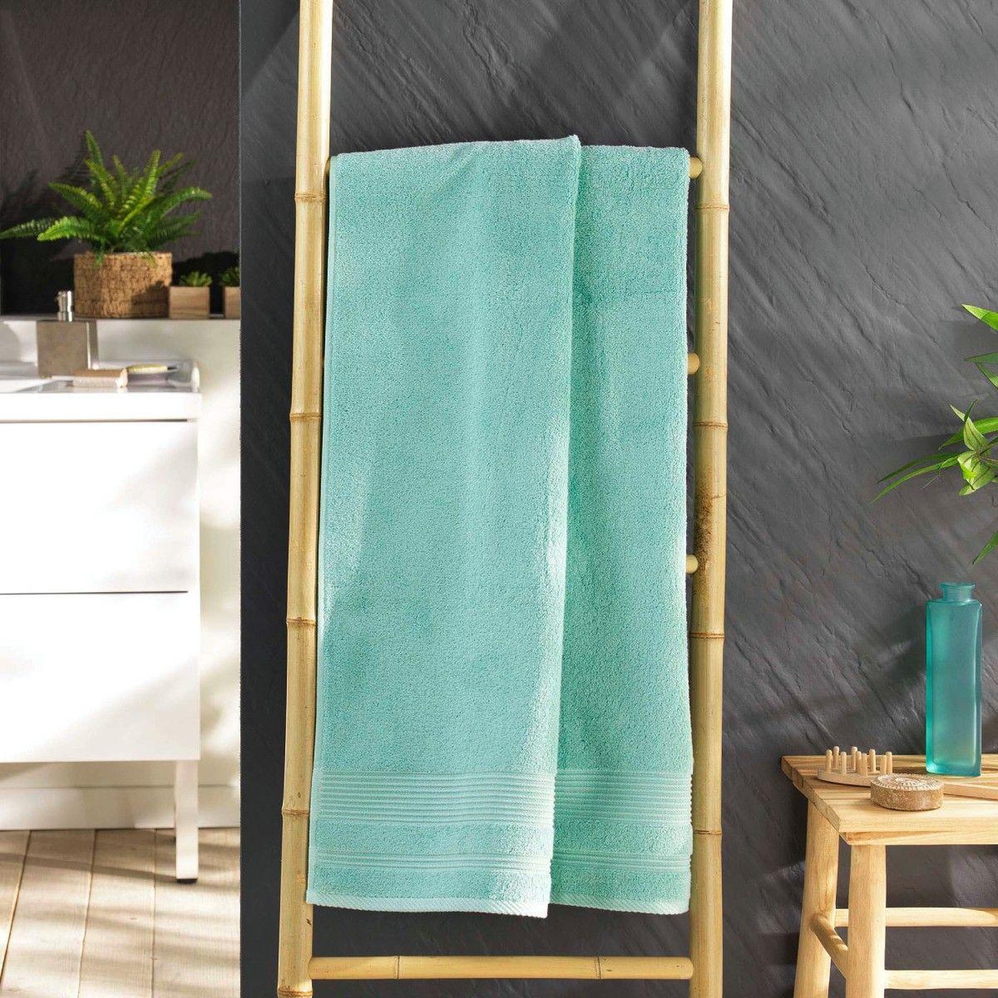 Voir la diapositive 4 : Douceur d'Intérieur Drap de douche  tendresse  70x130cm céladon