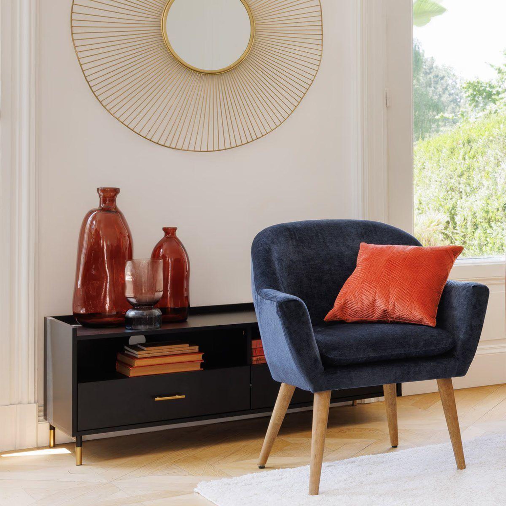 Voir la diapositive 2 : ATMOSPHERA Vase bouteille en verre  uly  35cm ambre