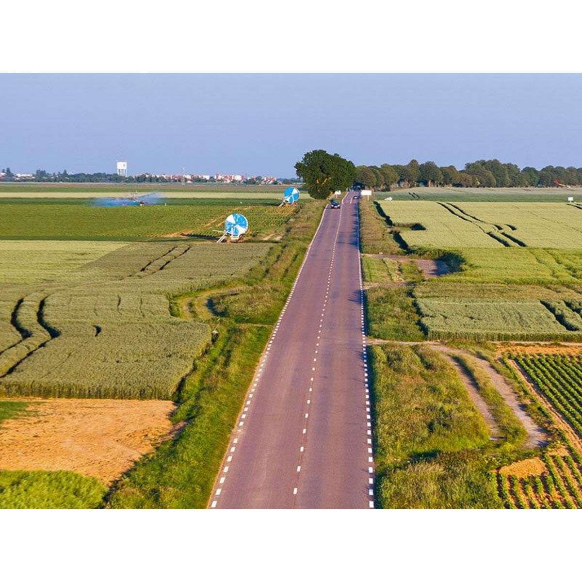 Smartbox Vol en hélicoptère de 20 min au-dessus de l'Essonne - Coffret Cadeau Sport & Aventure