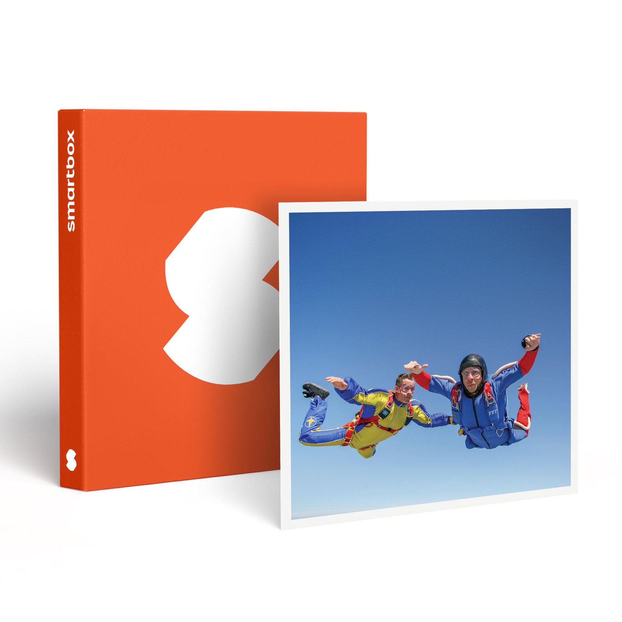 Smartbox Saut en parachute à ouverture automatique à 1100 m en solo près d'amiens - coffret cadeau sport & aventure