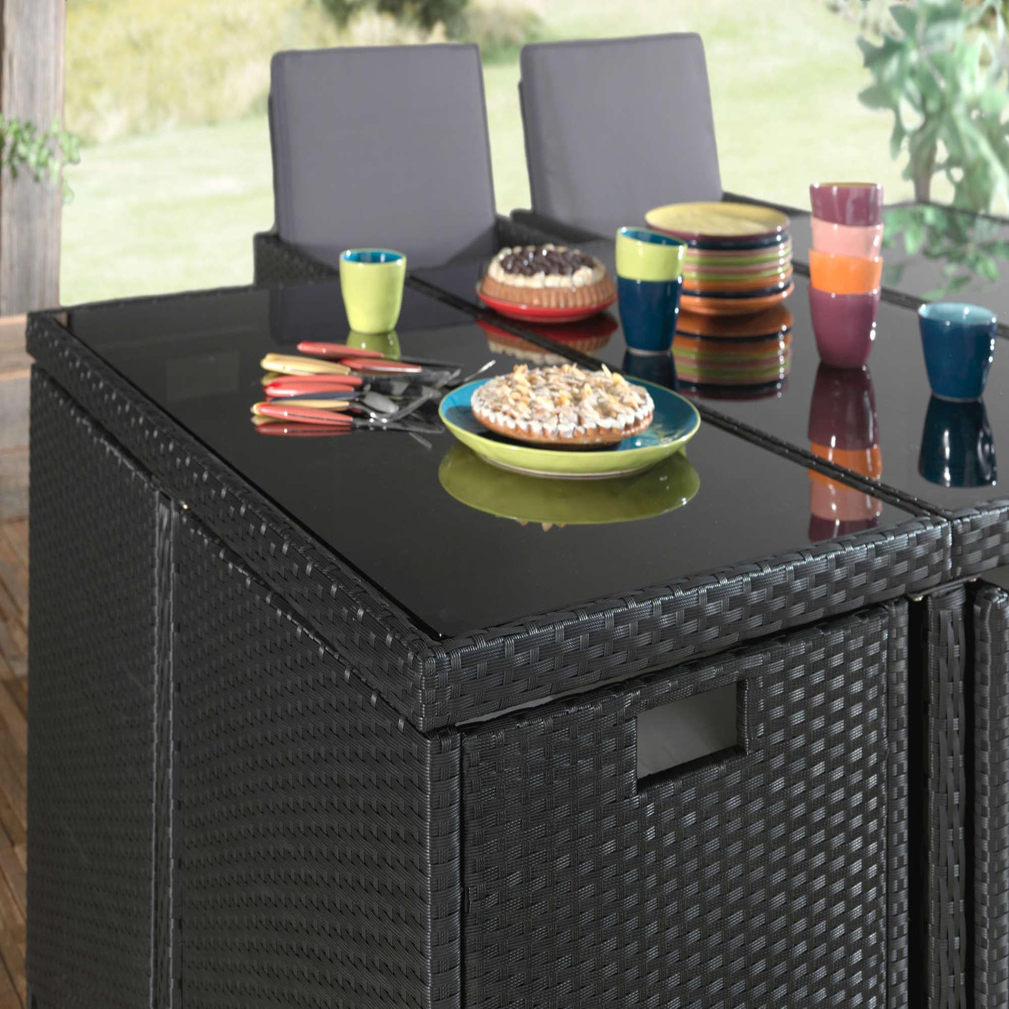 Voir la diapositive 5 : BEST MOBILIER Fira - salon de jardin encastrable 10 places - en résine tressée - noir avec coussins gris + housse de protection