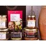 Voir la diapositive 2 : Smartbox Coffret 7 services livré à domicile : produits de sélection MOF, terrines et vin - Coffret Cadeau Gastronomie