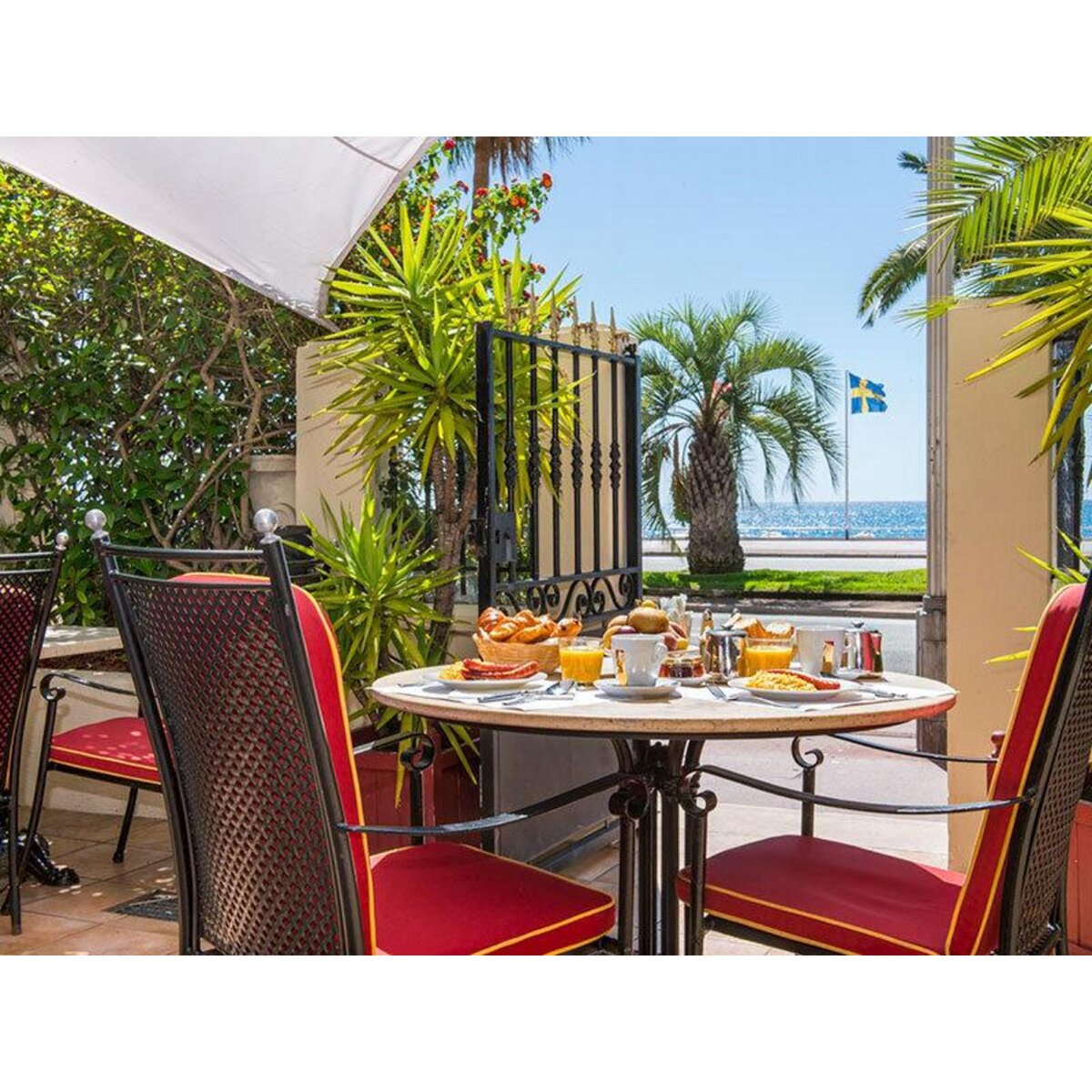 Smartbox 2 jours en hôtel 4* en bord de mer à Nice - Coffret Cadeau Séjour