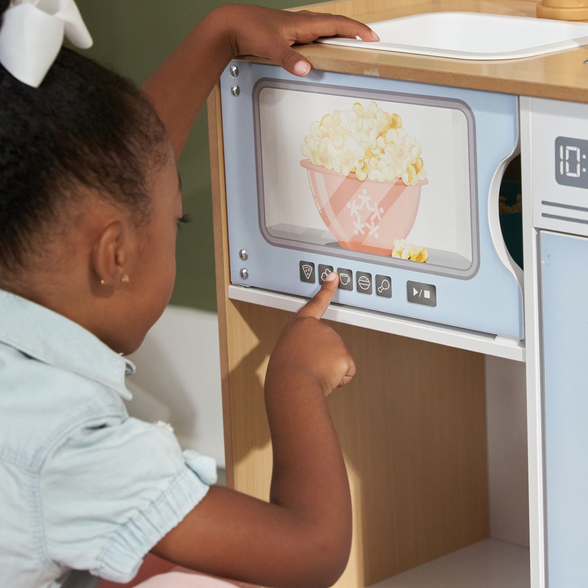 Kidkraft Let&rsquo;s Celebrate! Party Play Kitchen