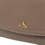 Voir la diapositive 2 : CALVIN KLEIN JEANS Sac à bandoulière  Femme Calvin Klein Jeans Ck Flap
