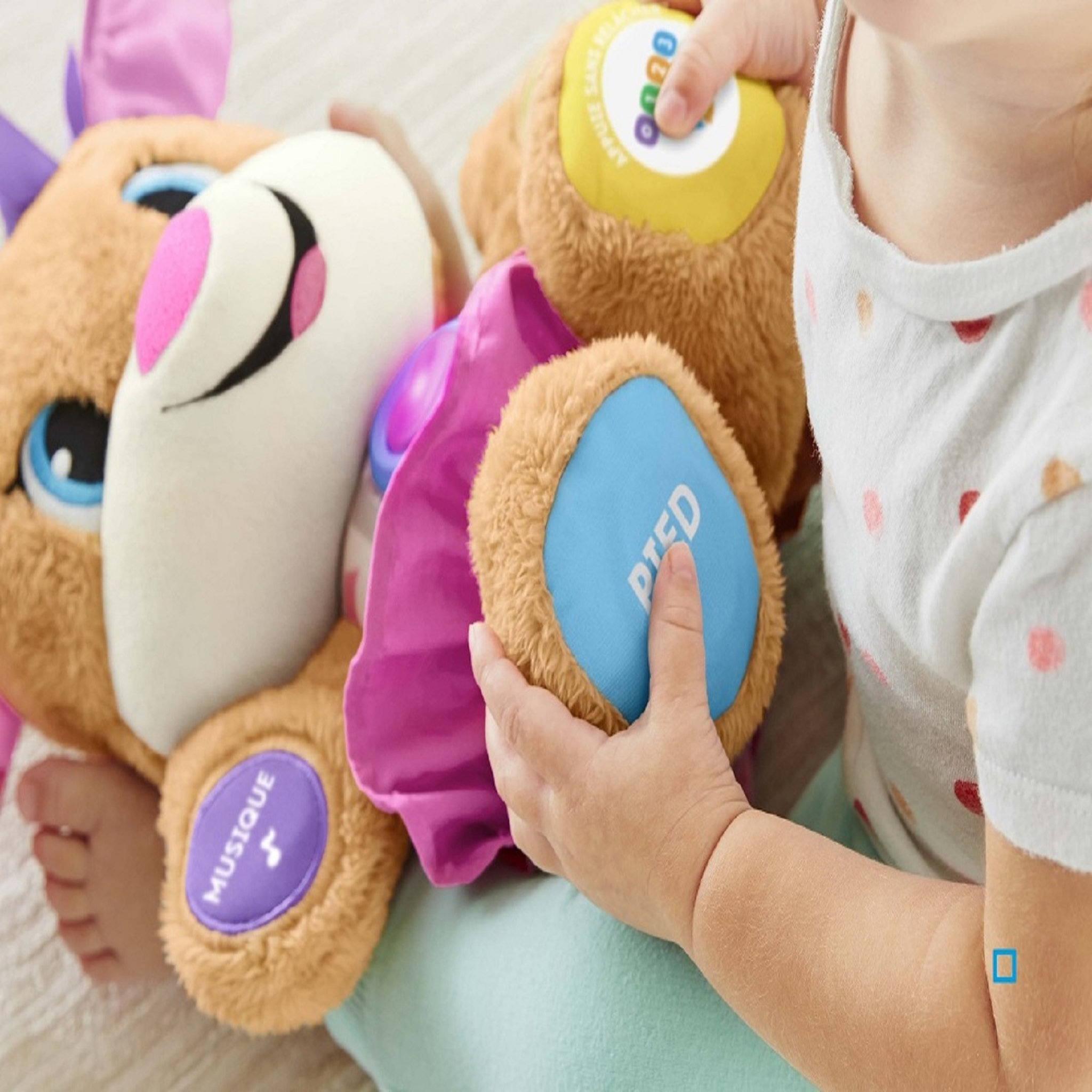 Voir la diapositive 5 : Fisher price Peluche Sis Eveil progressif