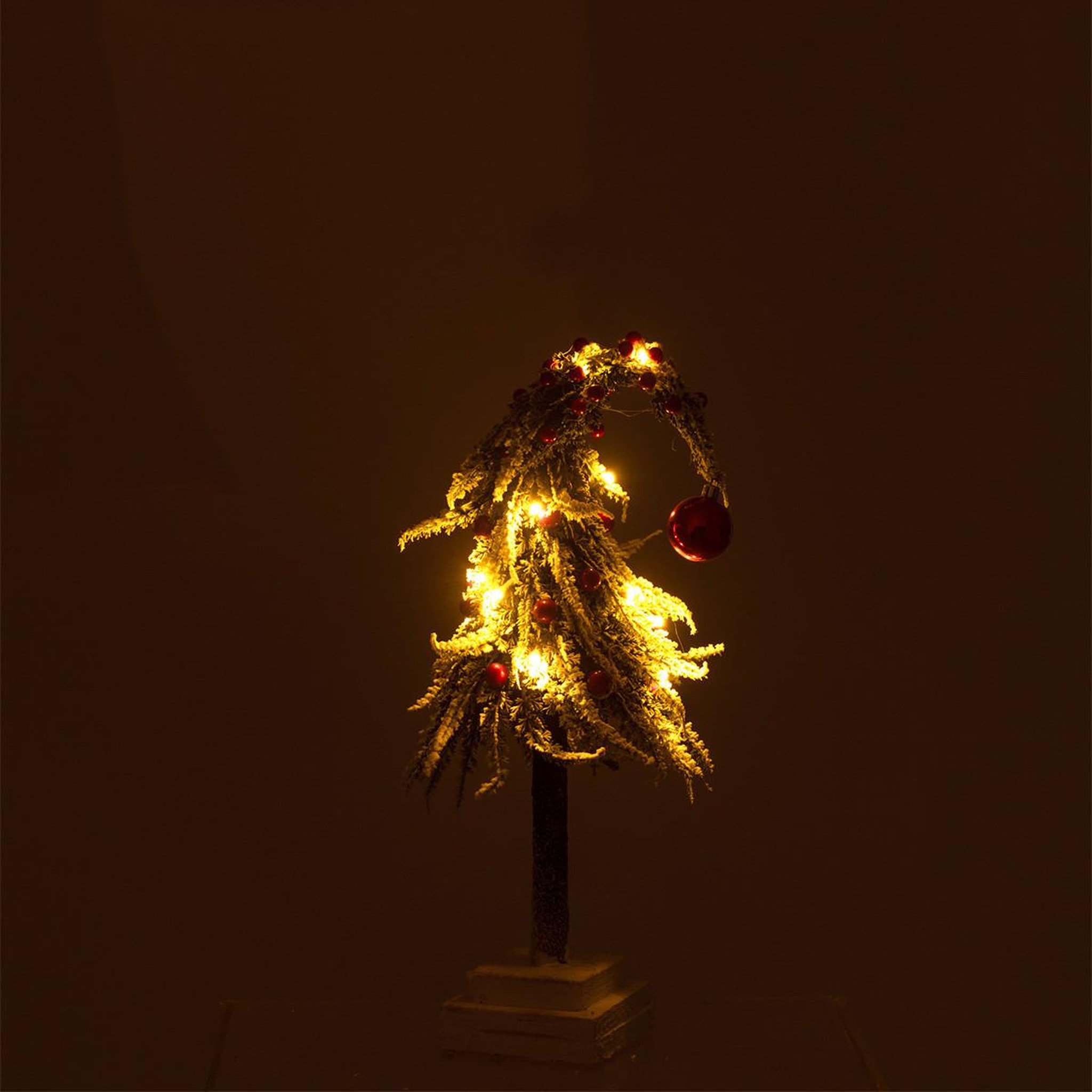 Voir la diapositive 3 : J-LINE Sapin de noël déco à led  phil  45cm vert