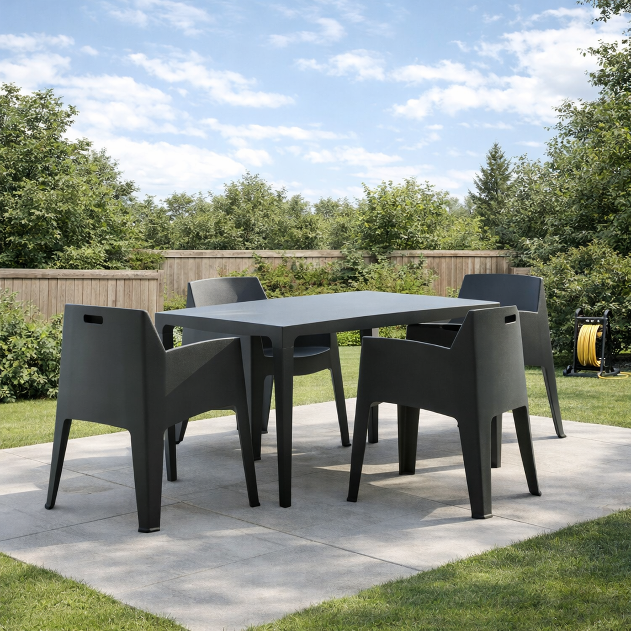 Voir la diapositive 2 : CONCEPT USINE Table 6 personne gris anthracite et 4 fauteuils MASTER