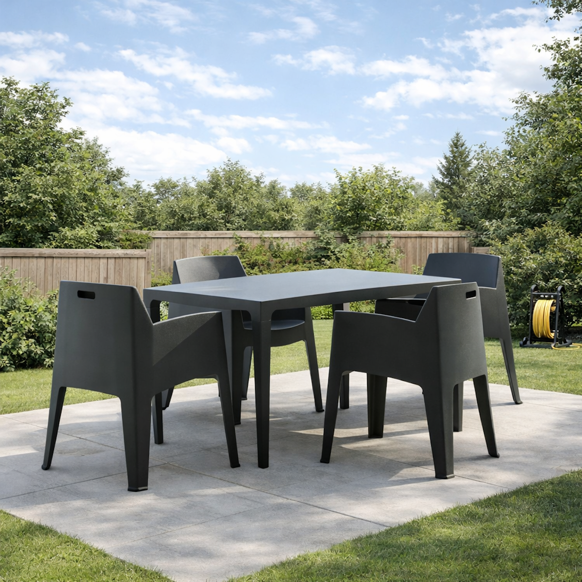 CONCEPT USINE Table 6 personne gris anthracite et 4 fauteuils MASTER