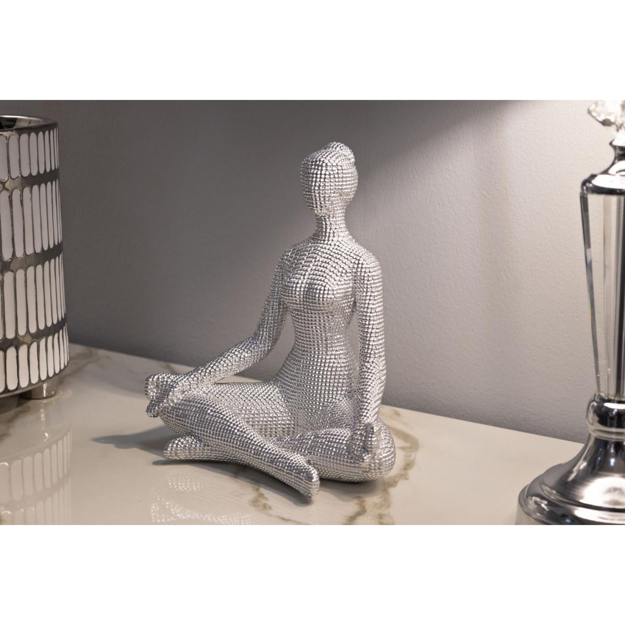 Voir la diapositive 6 : Paris Prix Statuette yoga femme  donnina  23cm argent