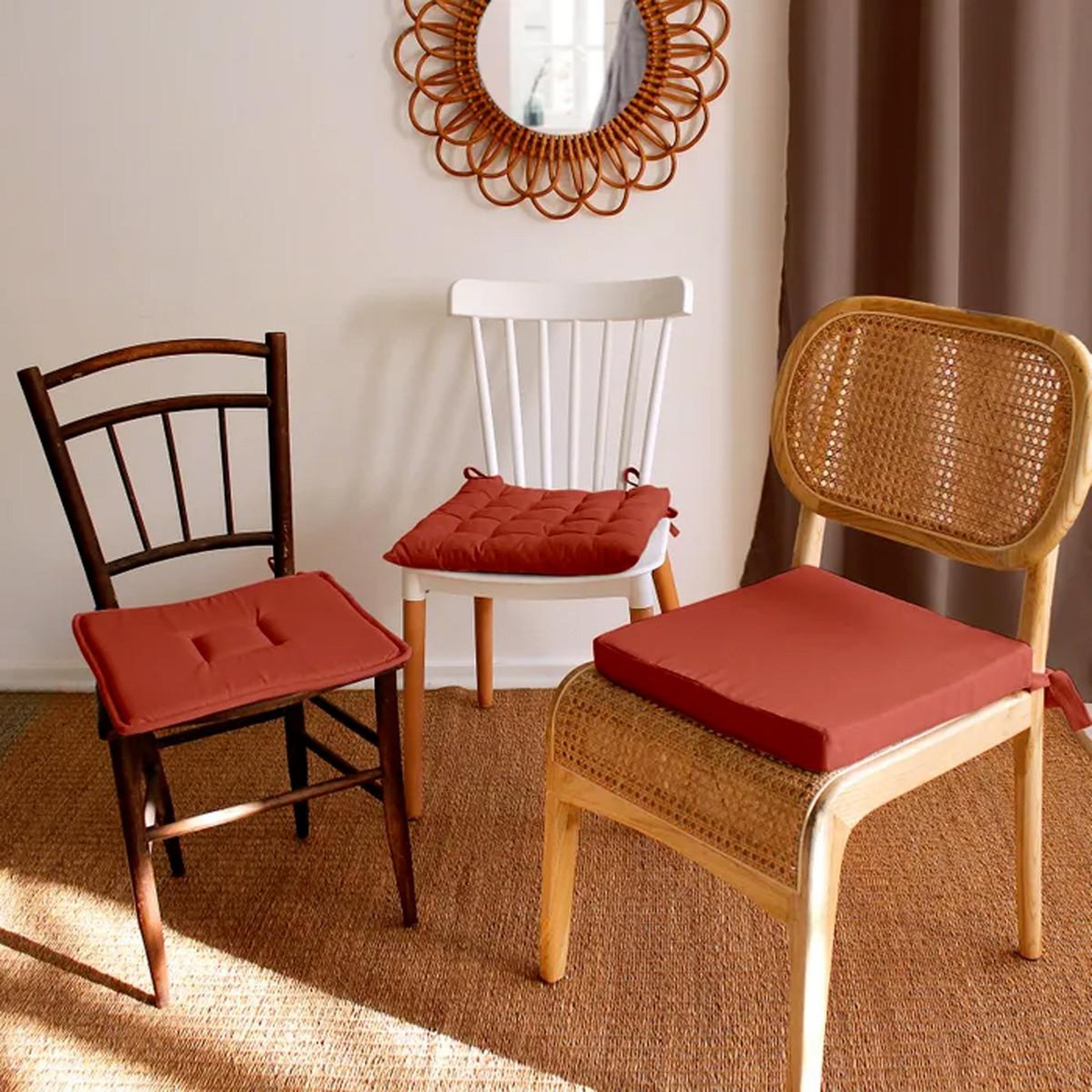 Voir la diapositive 2 : ENJOY HOME Galette de chaise piquée uni  panama  38x38cm terracotta