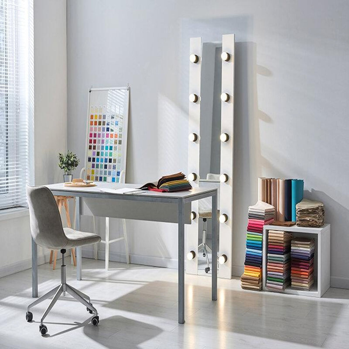 Smartbox Atelier colorimétrie : session look tendance pour 2 à Paris - Coffret Cadeau Bien-être