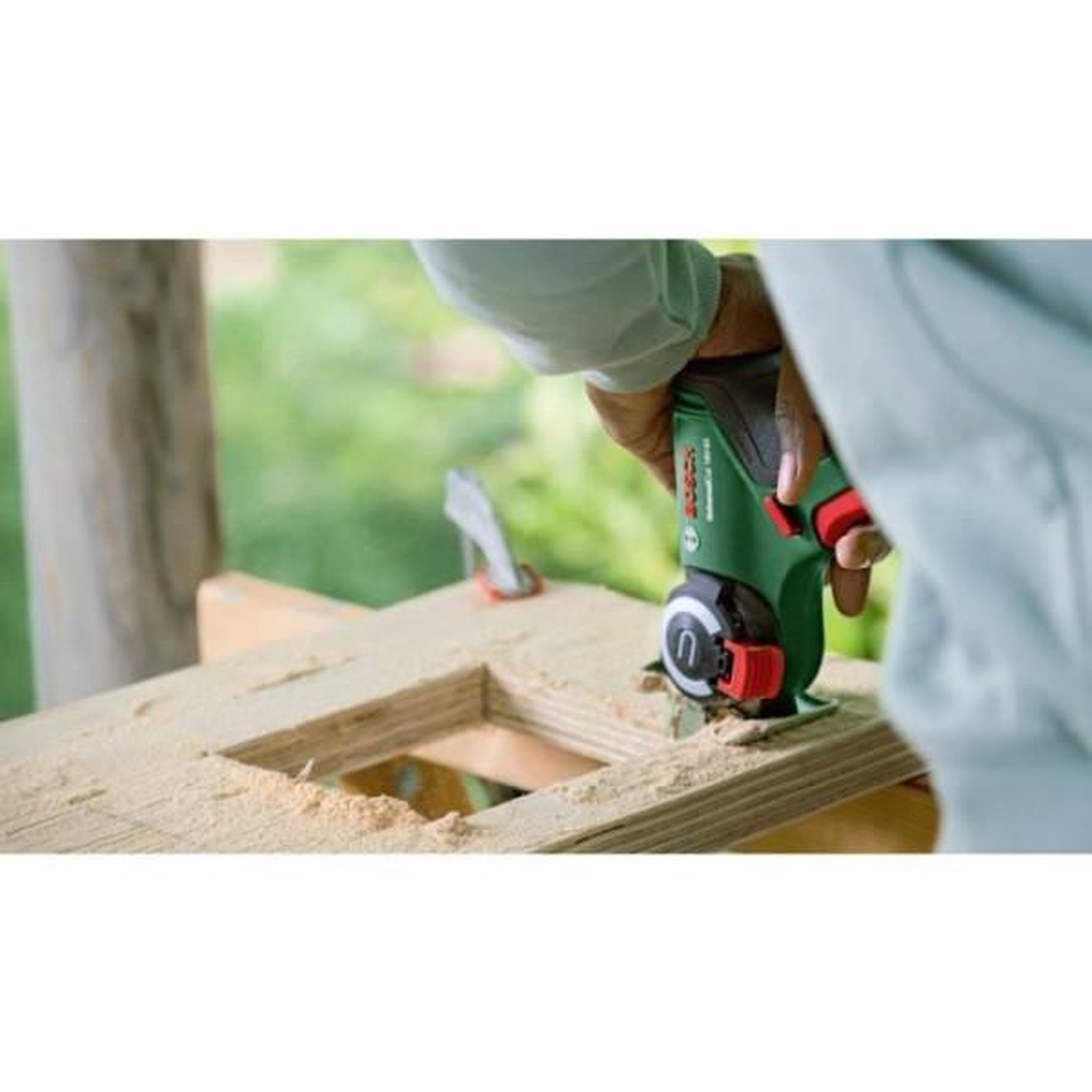 Voir la diapositive 2 : BOSCH Scie nanoblade sans fil universalcut 18v-65 set