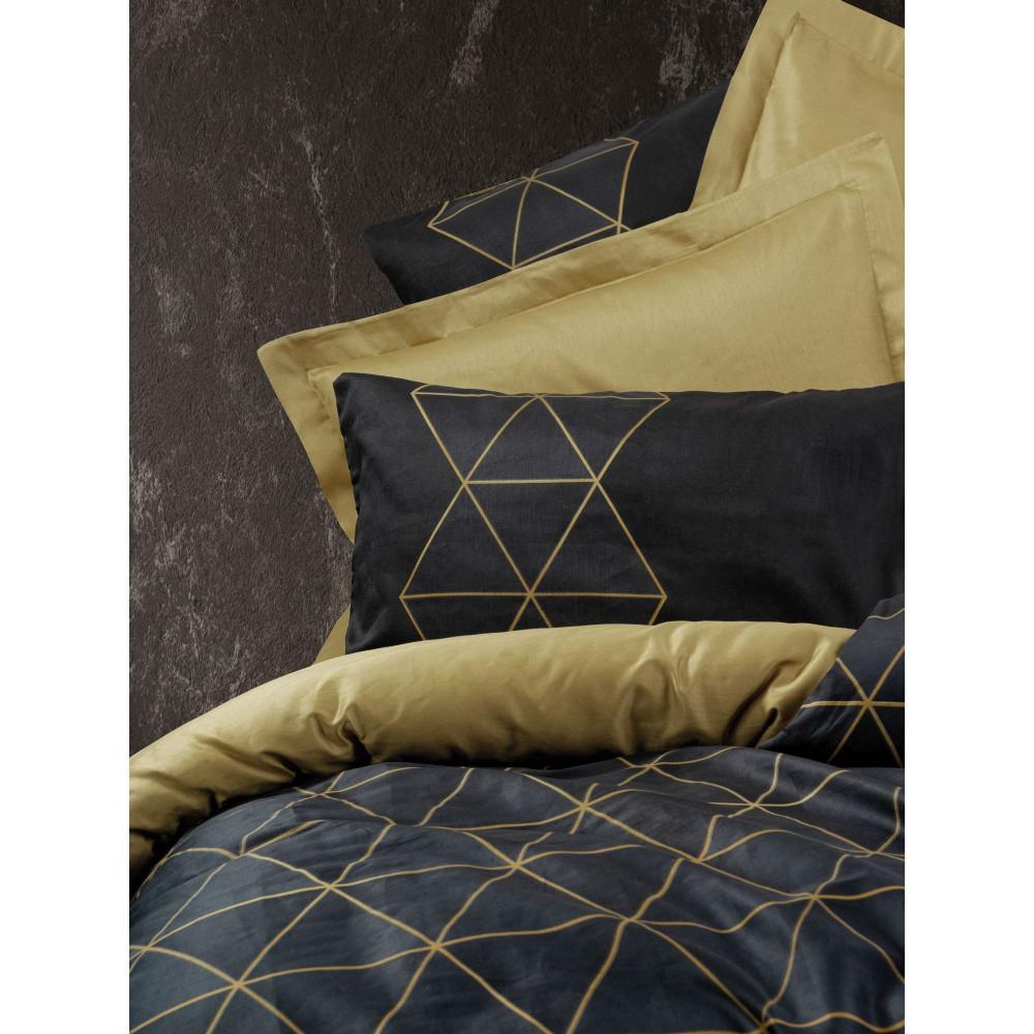 Voir la diapositive 2 : GENERIQUE Parure de lit - 1 housse de couette 140 x 200cm + 1 taies d'oreiller 60 x 60 cm - 100% coton renforcé - Imprimé graphique Noir