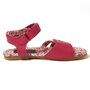 IN EXTENSO Nu pied fille