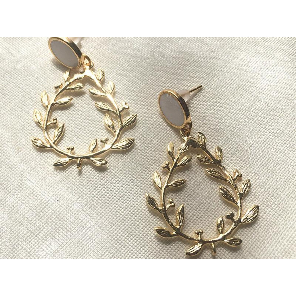 Smartbox Abonnement trimestriel à une box de bijoux artisanaux et sur-mesure - Coffret Cadeau Multi-thèmes