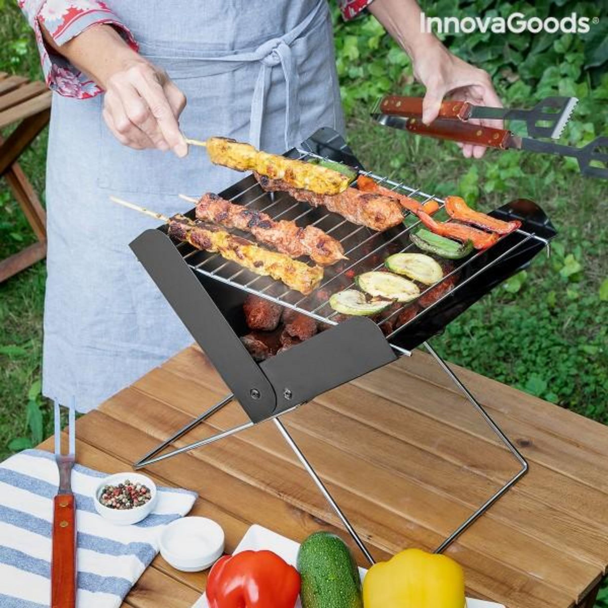 INNOVAGOODS Mini-barbecue Pliable Portable pour Charbon Foldecue InnovaGoods